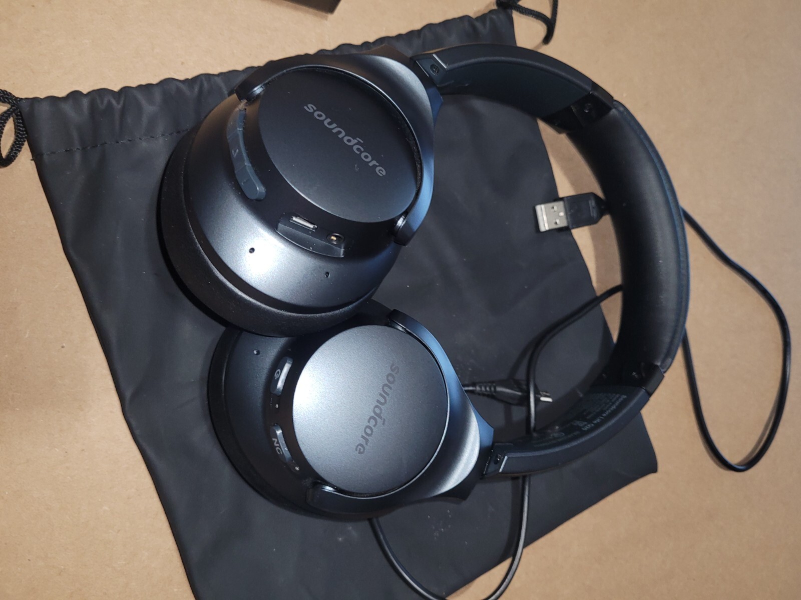 Soundcore Life Q20 Wireless Headphones used