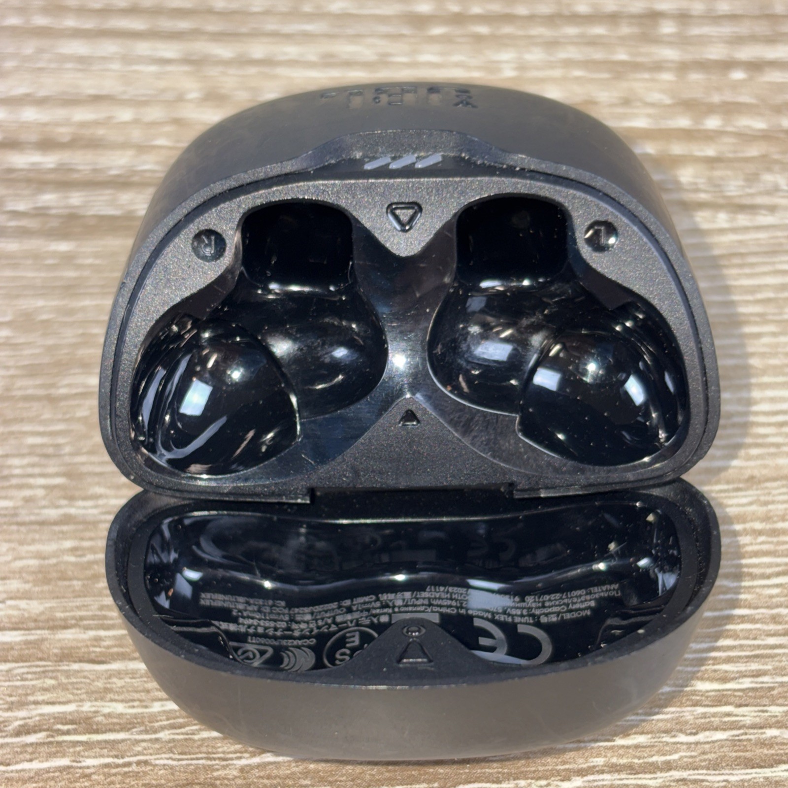 JBL Tune Flex–True Wireless Noise Canceling Earbuds (1st Gen)