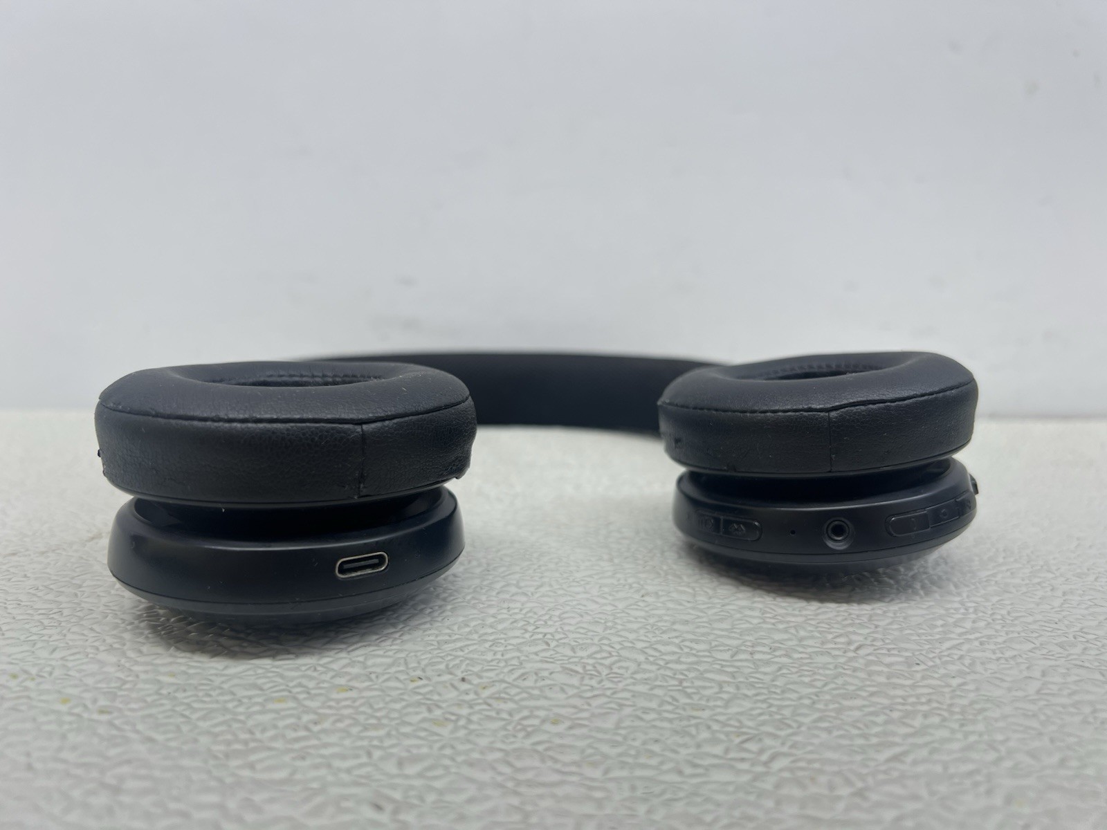 JBL – Live460NC Wireless Noise Cancelling Headphones – Black –