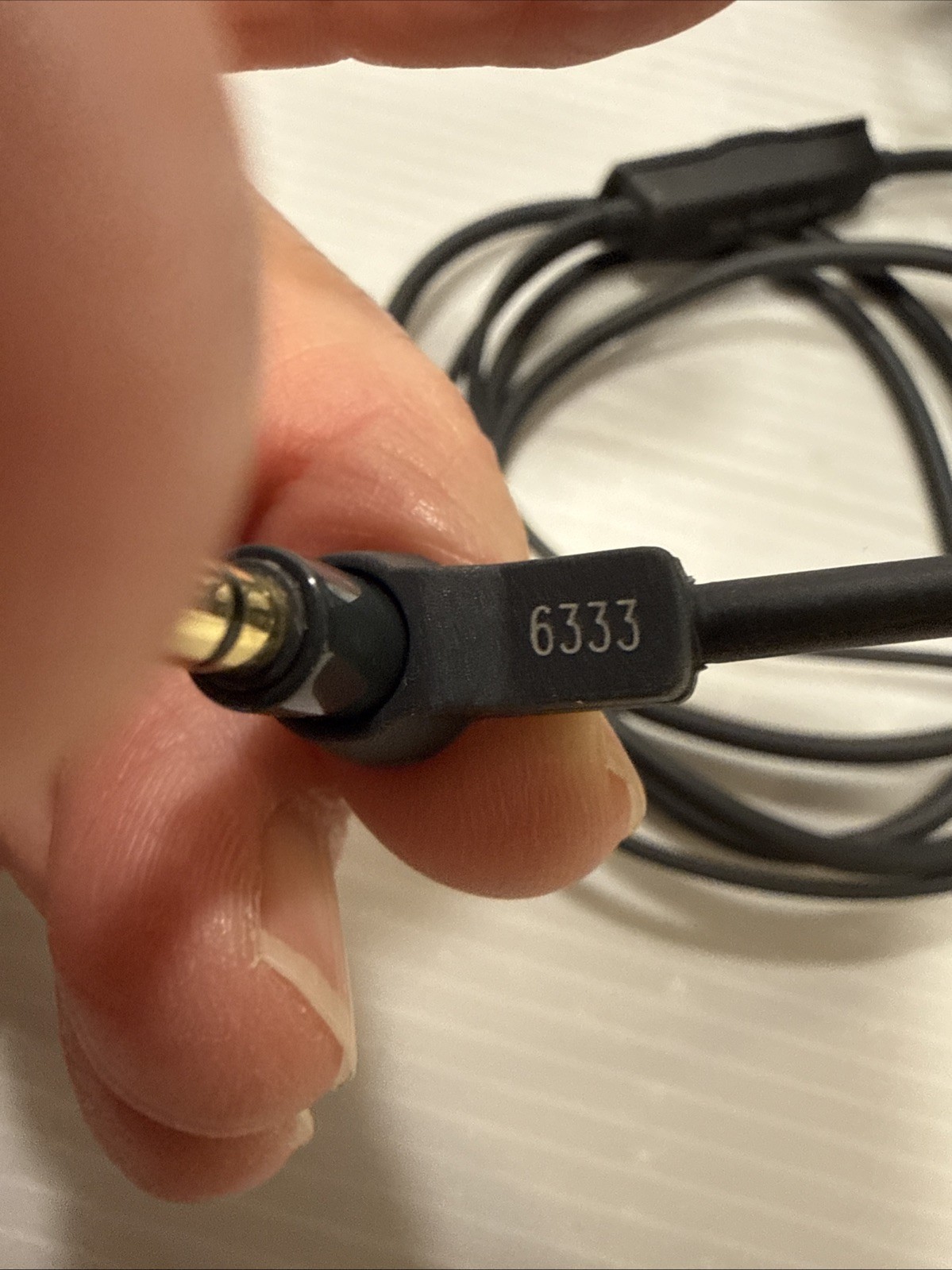 SOL REPUBLIC X3 Master Tracks Over-Ear Headphones 3.5mm Wired w/ Volume Control