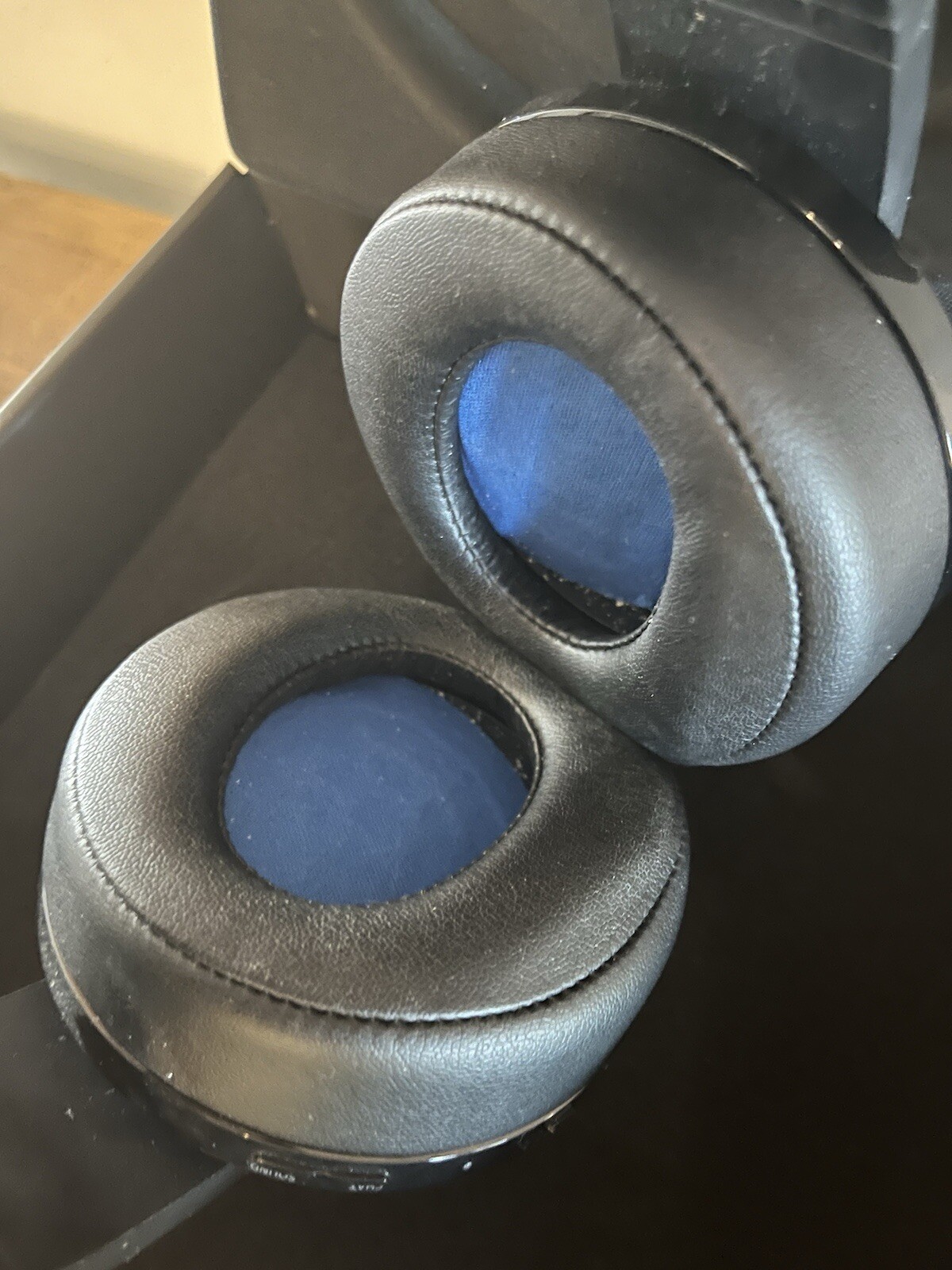 PlayStation Wireless Black Headphones In Box See Description