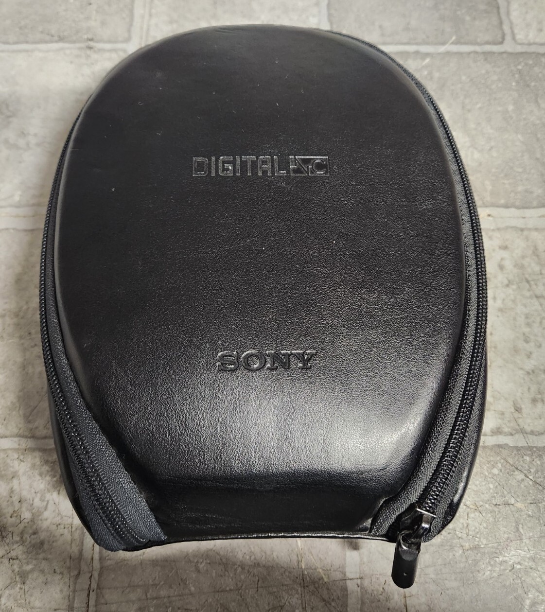 Sony MDR-NC500D Headphones PARTS/REPAIRS (SEE PICTURES)