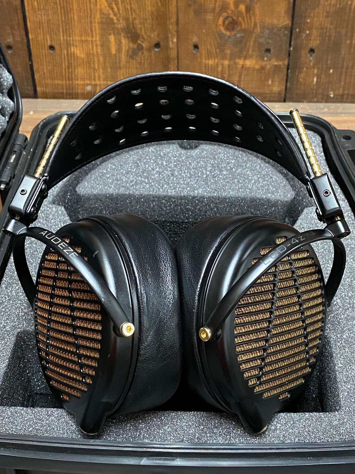 Audeze LCD-4z Planar Magnetic Headphones | USED/GREAT | Open Back | Hard Case