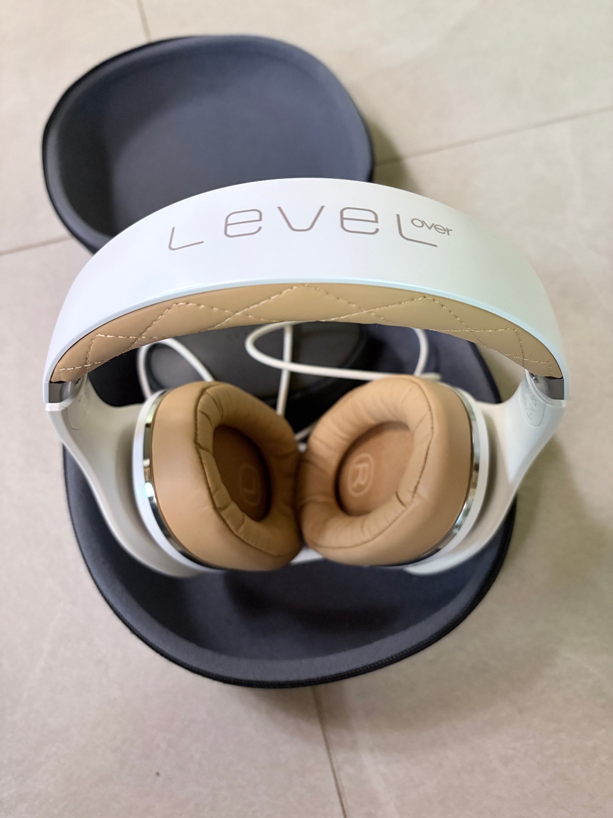 Samsung Level Over White Bluetooth Noise Canceling Wireless Headphones