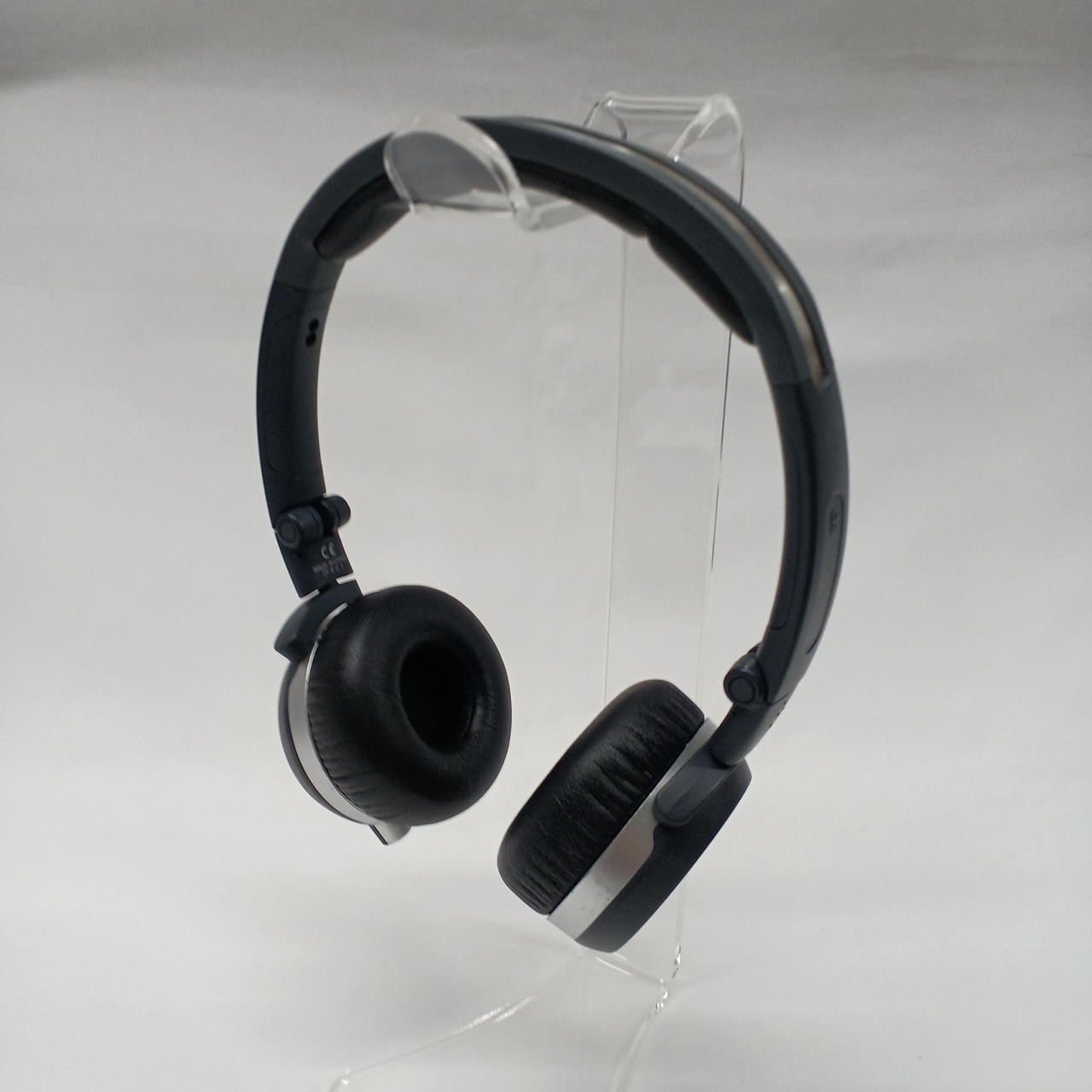 AKG K450 Closed-Back Over-Ear Headphones Dynamic 32Ω Used with Warranty