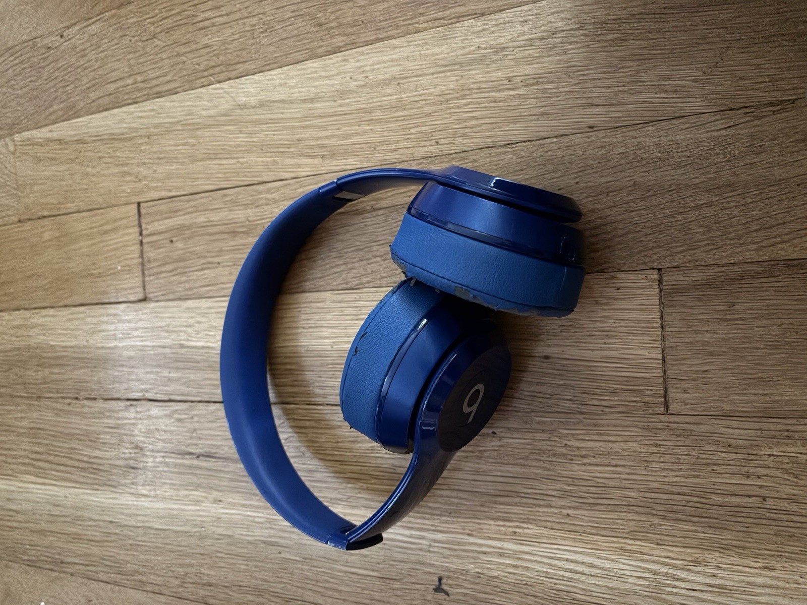 Beats by Dr. Dre Solo2 WIRED On-Ear Headphones – DARK BLUE Used