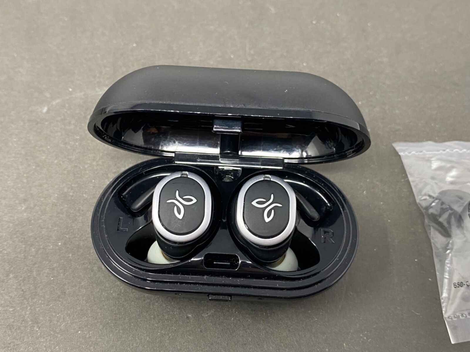 Jaybird RUN True Wireless Headphones, Sweat-Proof Water Resistant. B00029