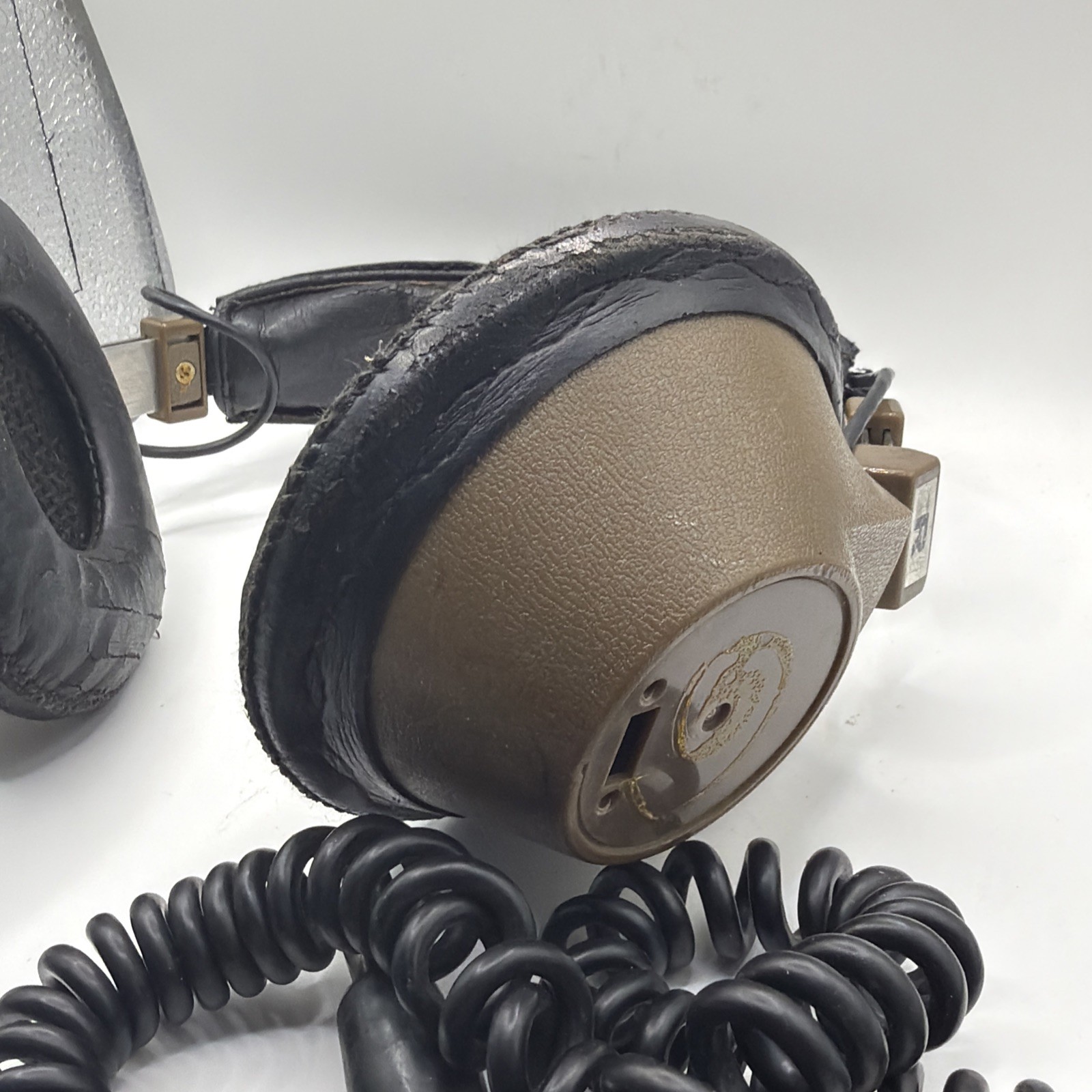 Vintage Realistic Nova 40 Padded Stereo Headphones Retro Full Size 1/4″ Jack