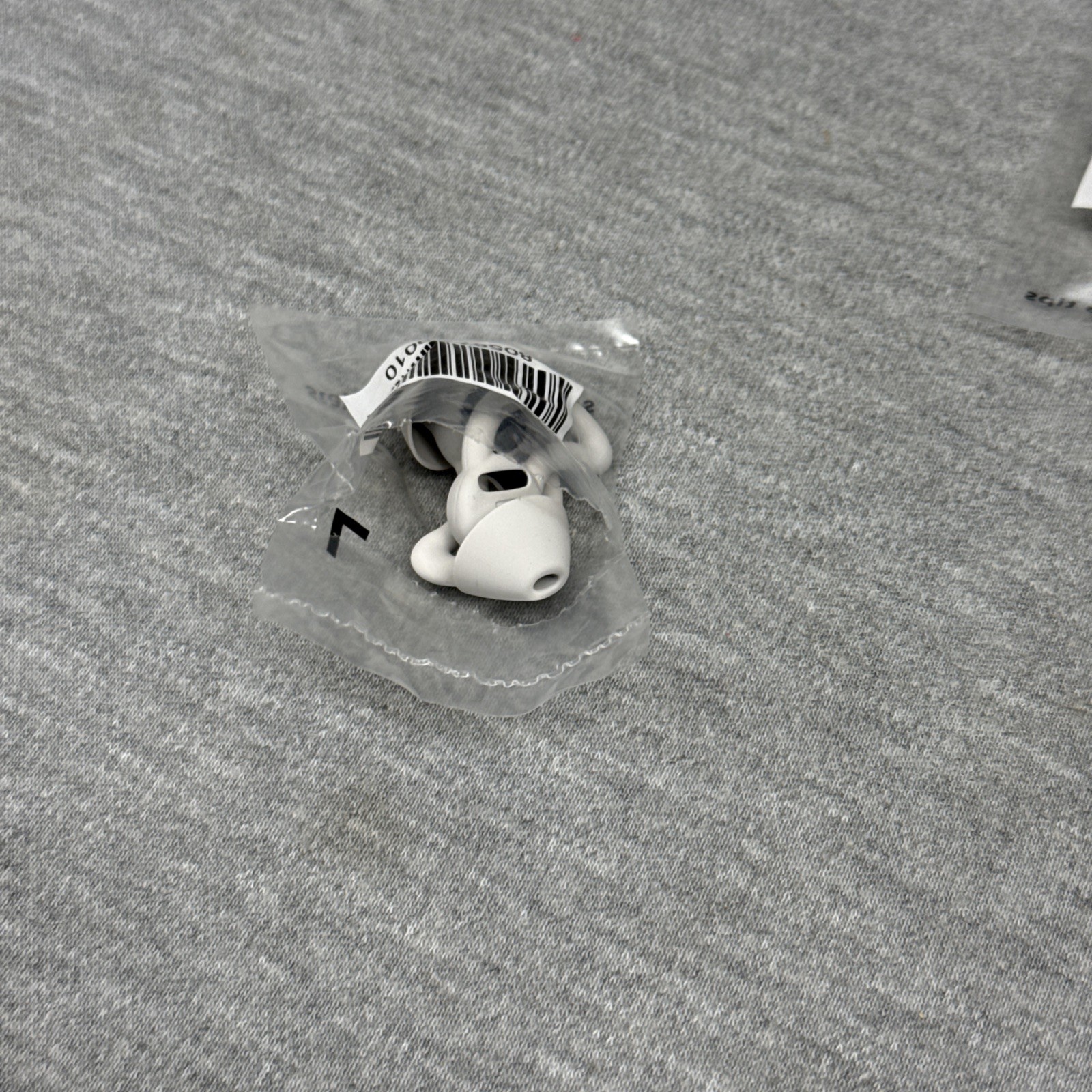 Bose Sleepbuds II Wireless In-Ear Earbuds P/N 432893 – White