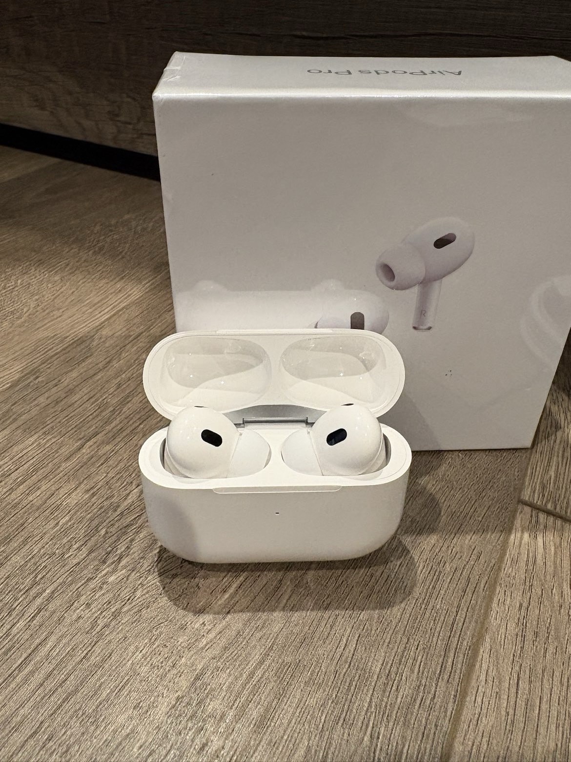 (SEALED) Apple AirPods Pro 2nd Generation with Wireless Charging Case – NEW