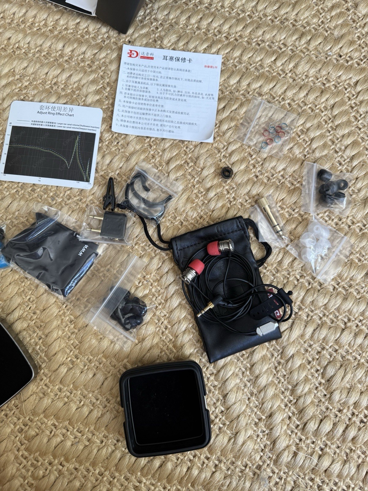 DUNU DN-1000 Hybrid earphone (twin BA + 1 dynamic drivers) by DUNU