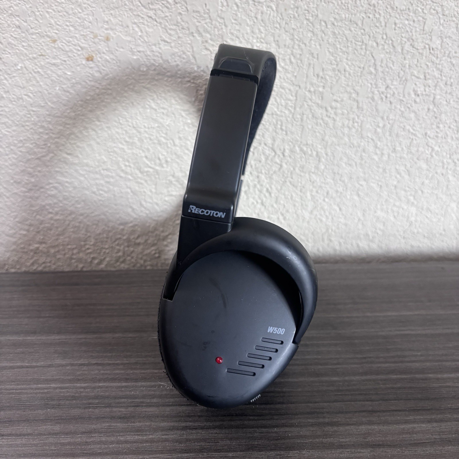 Vintage RECOTON W500 Wireless Headphones – **Headphones Only**