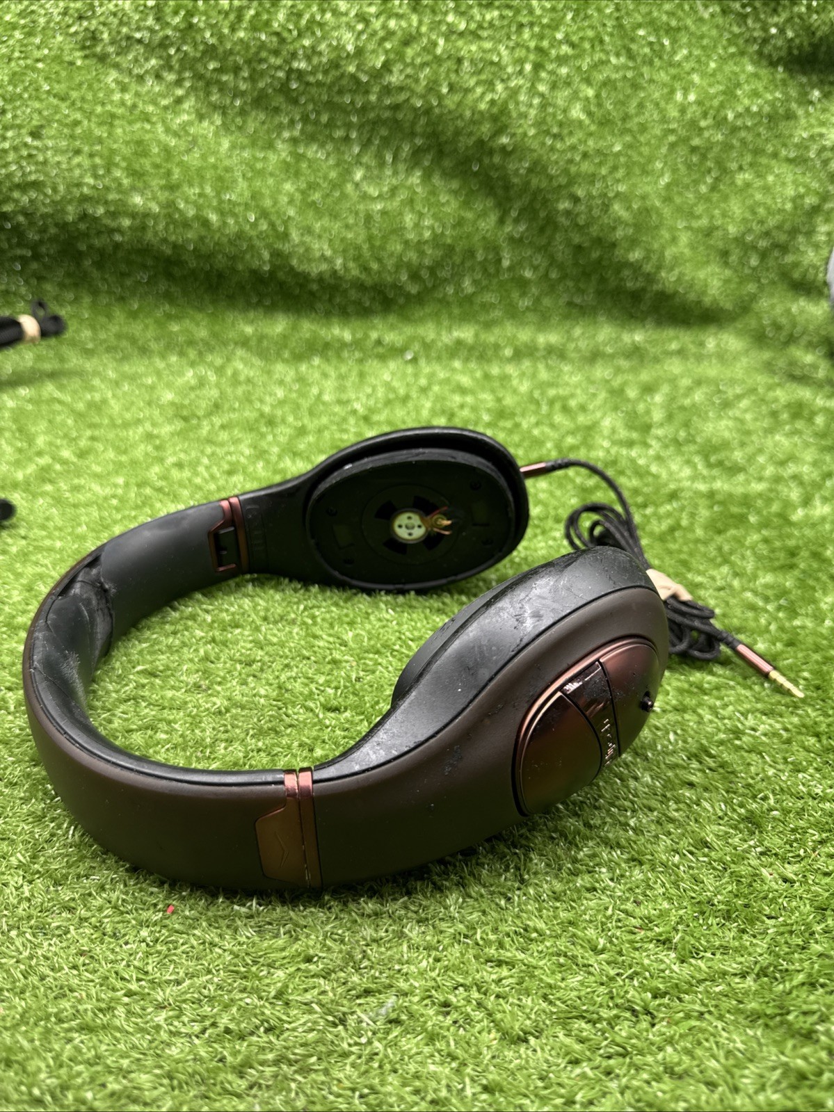 Klipsch Mode M40 Noise-Cancelling Headphones (Untested READ). P