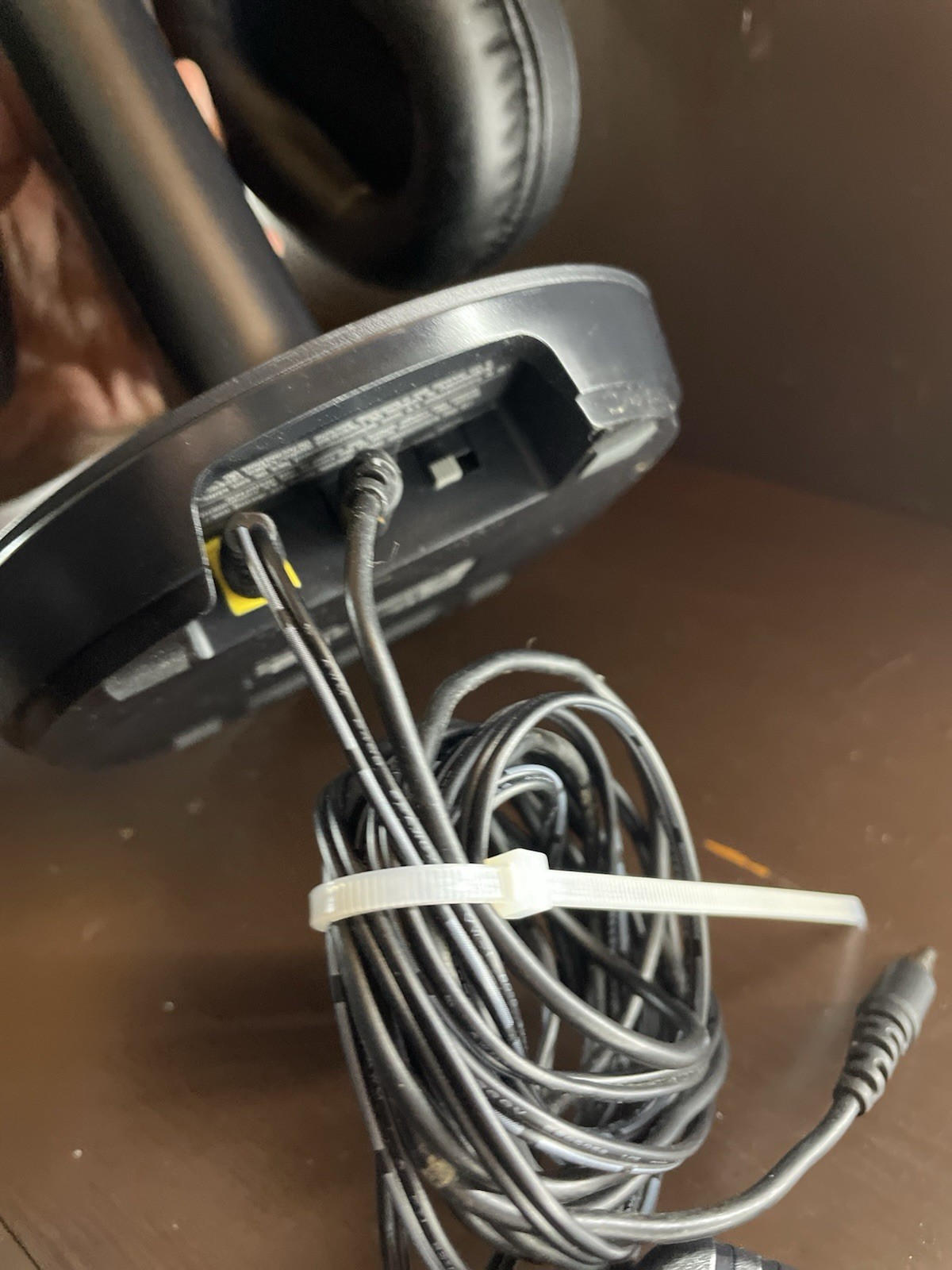 Sony RF400 Wireless Home Theater Headphones with Charging Dock Stand