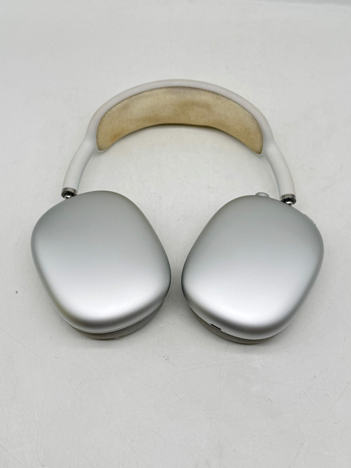 Apple AirPods Max A2096 Wireless Headphones Lightning Silver