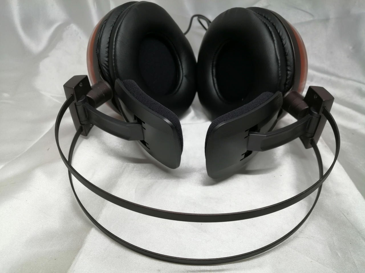 Audio-Technica W Series Sealed Headphones ATH-W1000X