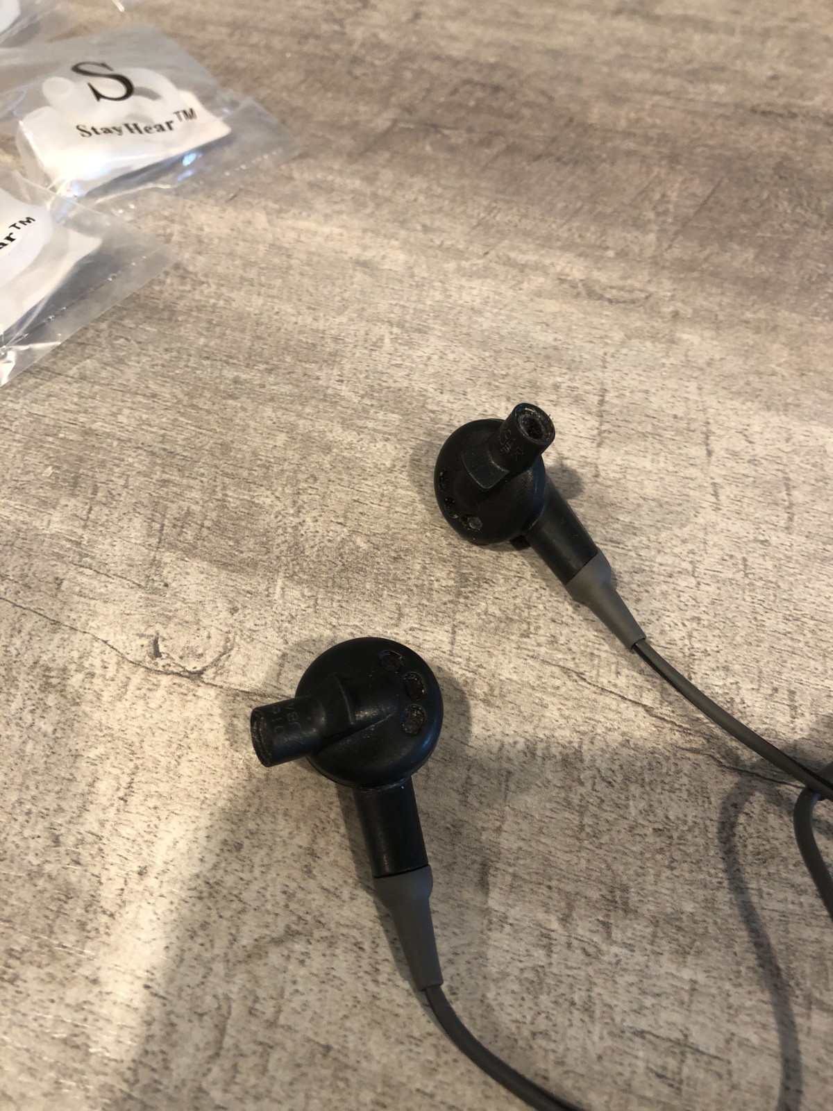 Bose SoundSport Wired Earbuds In-ear Headphones Charcoal
