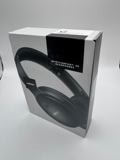 Bose QuietComfort SE Wireless Around Ear Headphones – Black, Grade A+