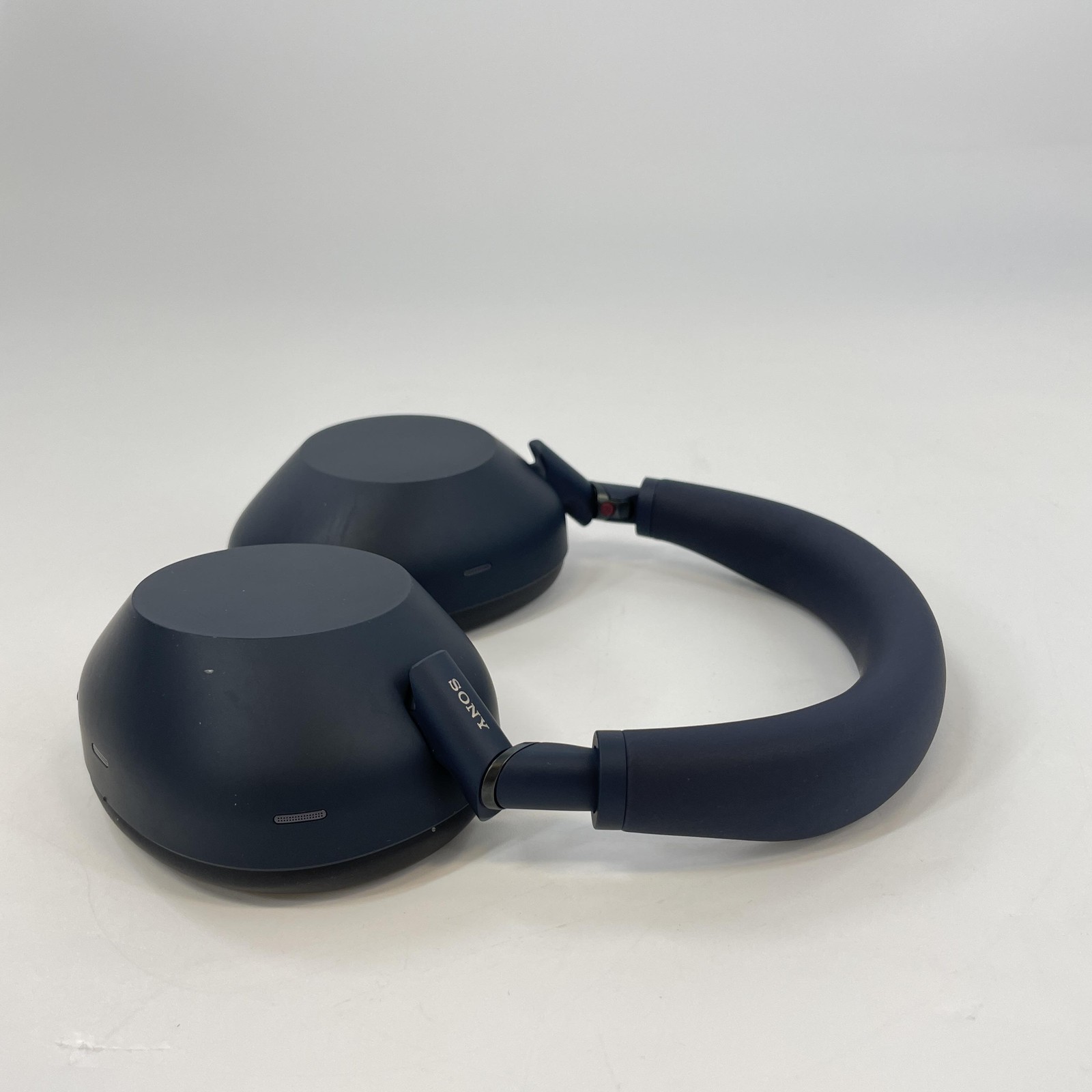 Sony WH-1000XM6 Headphones Midnight Blue w/ Audio Cable/Case/Charger- Excellent