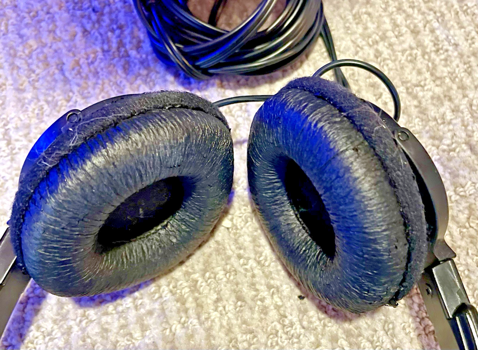 Labtec Elite-820 High Performance Over-the-Ear Headphones *FREE SHIPPING