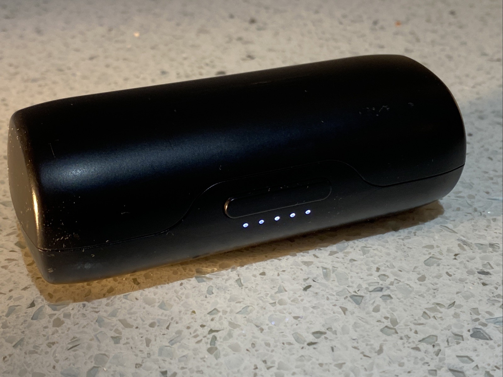 Bose SOUNDSPORT FREE WIRELESS Earbuds Bluetooth Black 423729 Charging Case Only