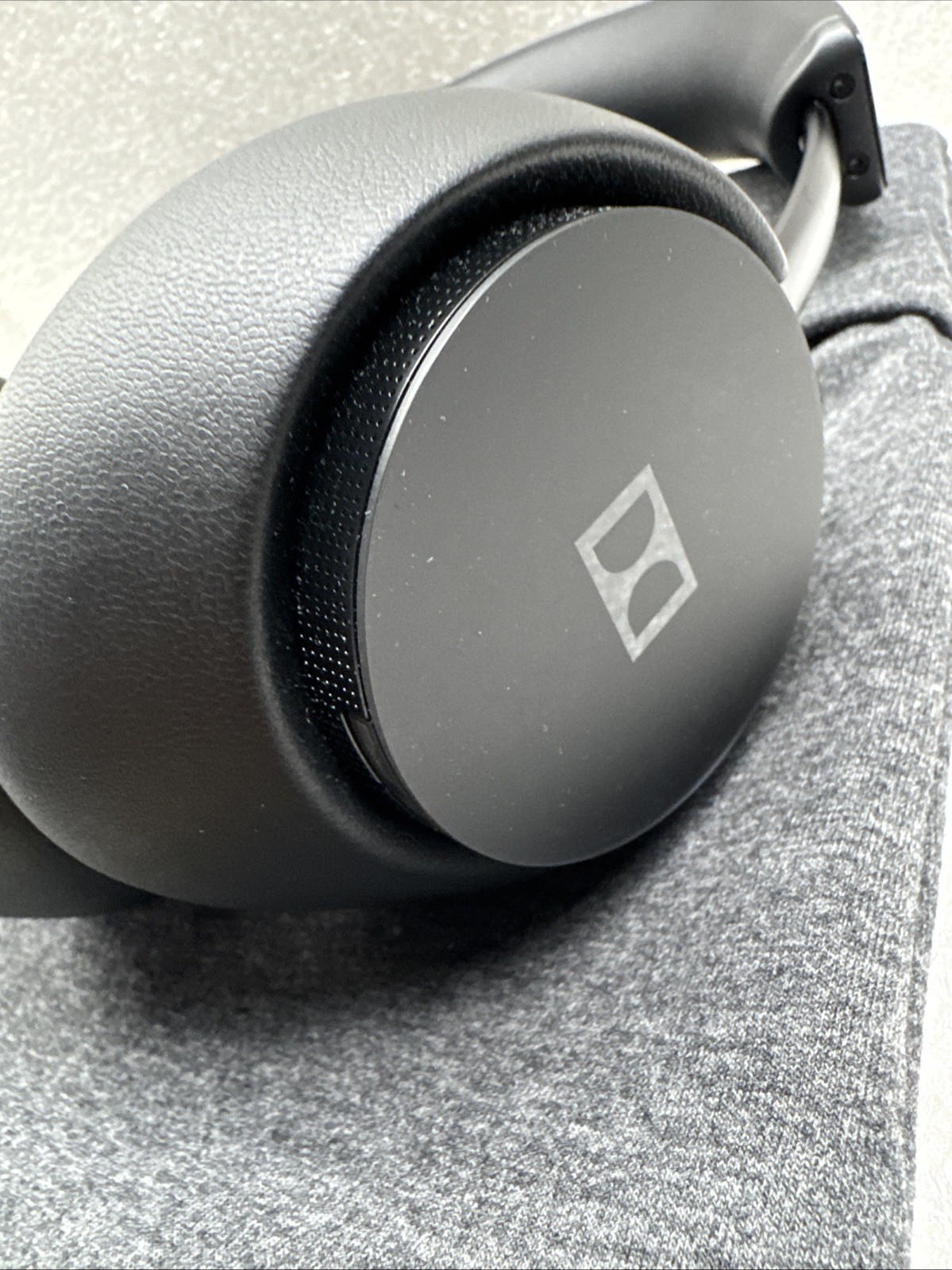 Used Dolby Dimension Wireless Headphones – Active Noise Cancellation Grade A