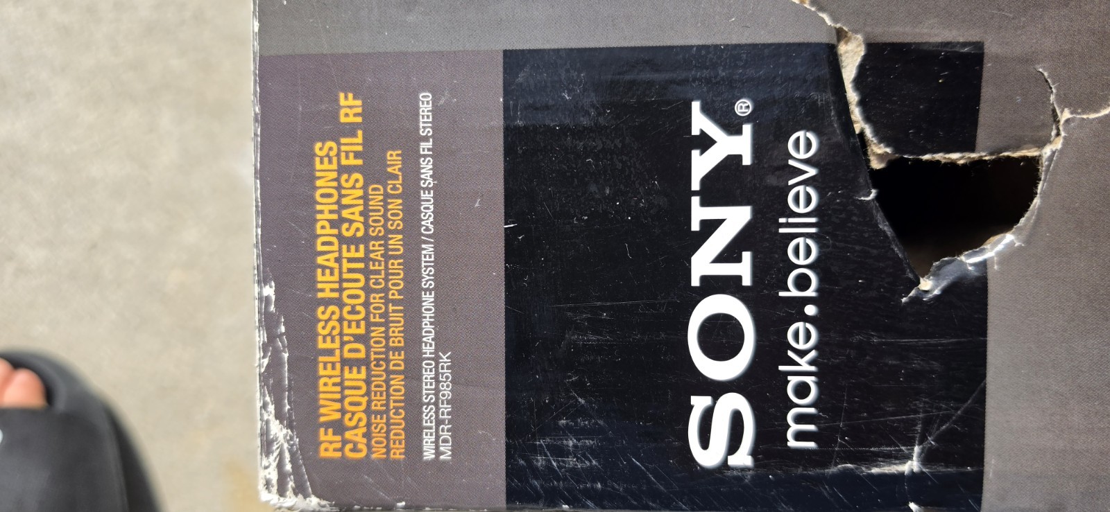Sony MDR-RF985RK RF Wireless Over-Ear TV Headphones Rechargeable Black