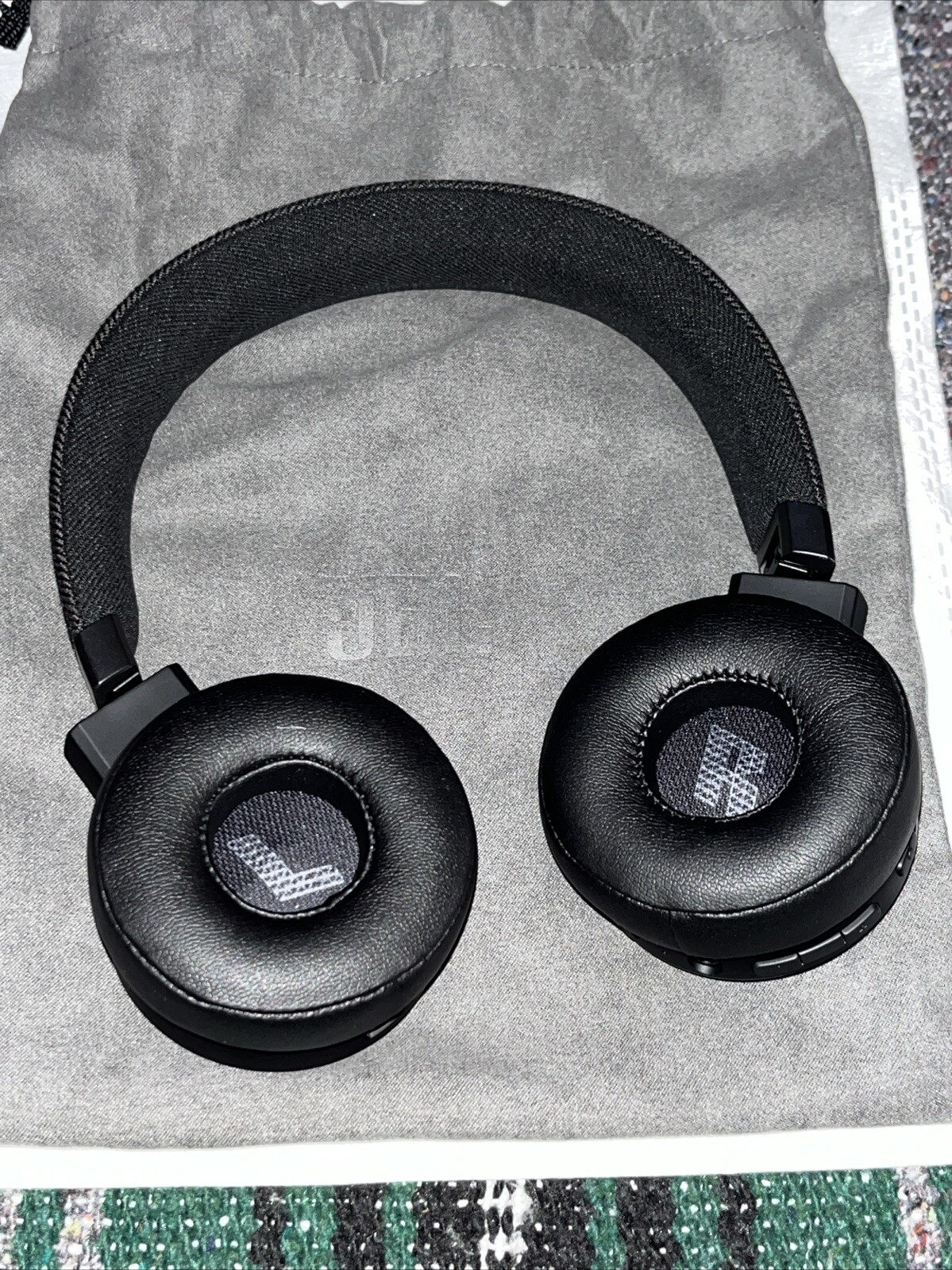 JBL Tune 670NC Smart Ambient Wireless On-Ear Headphones Adaptive Noise Cancel