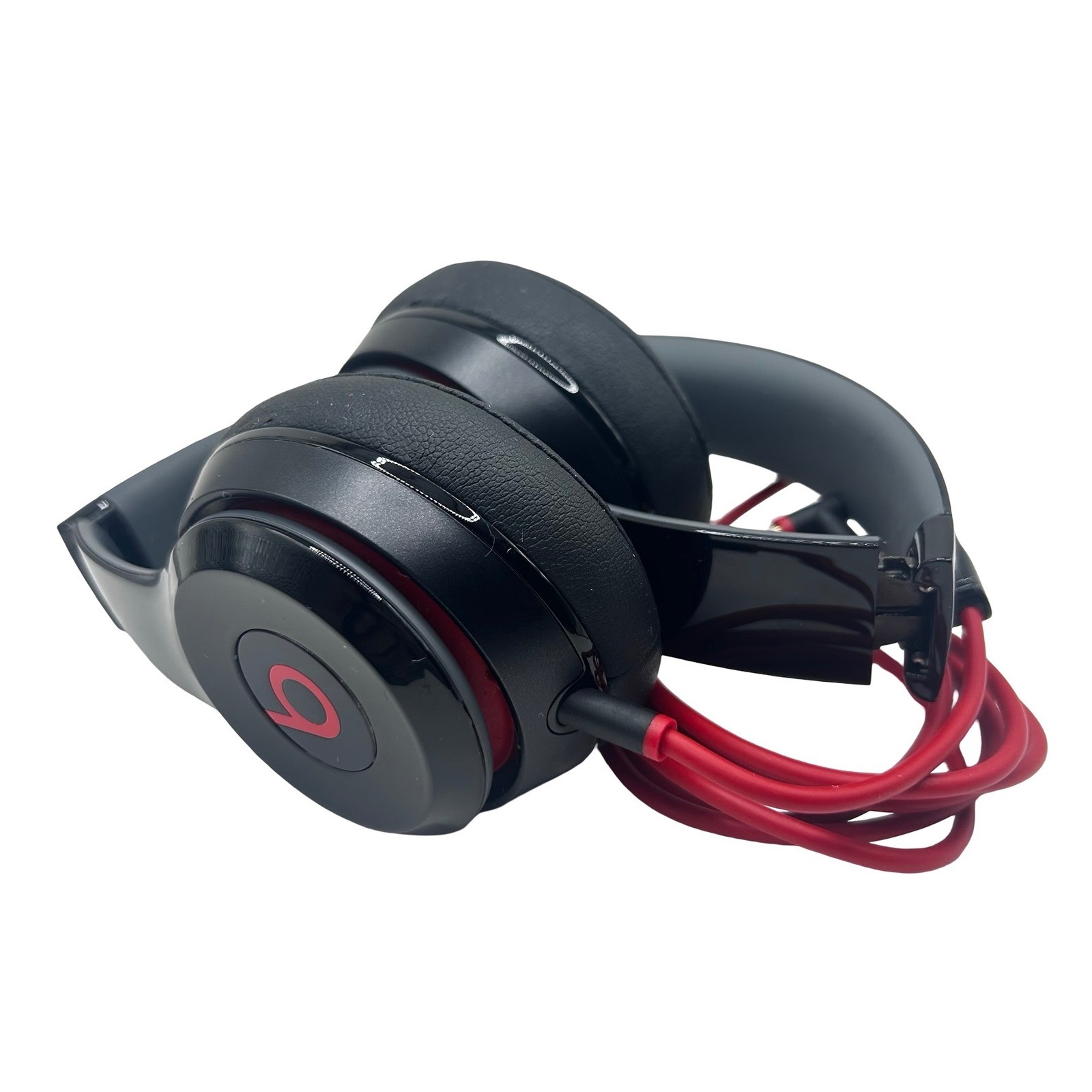 Beats by Dre Solo HD Wired On-Ear Headphones Gloss Black with Red Cable Case