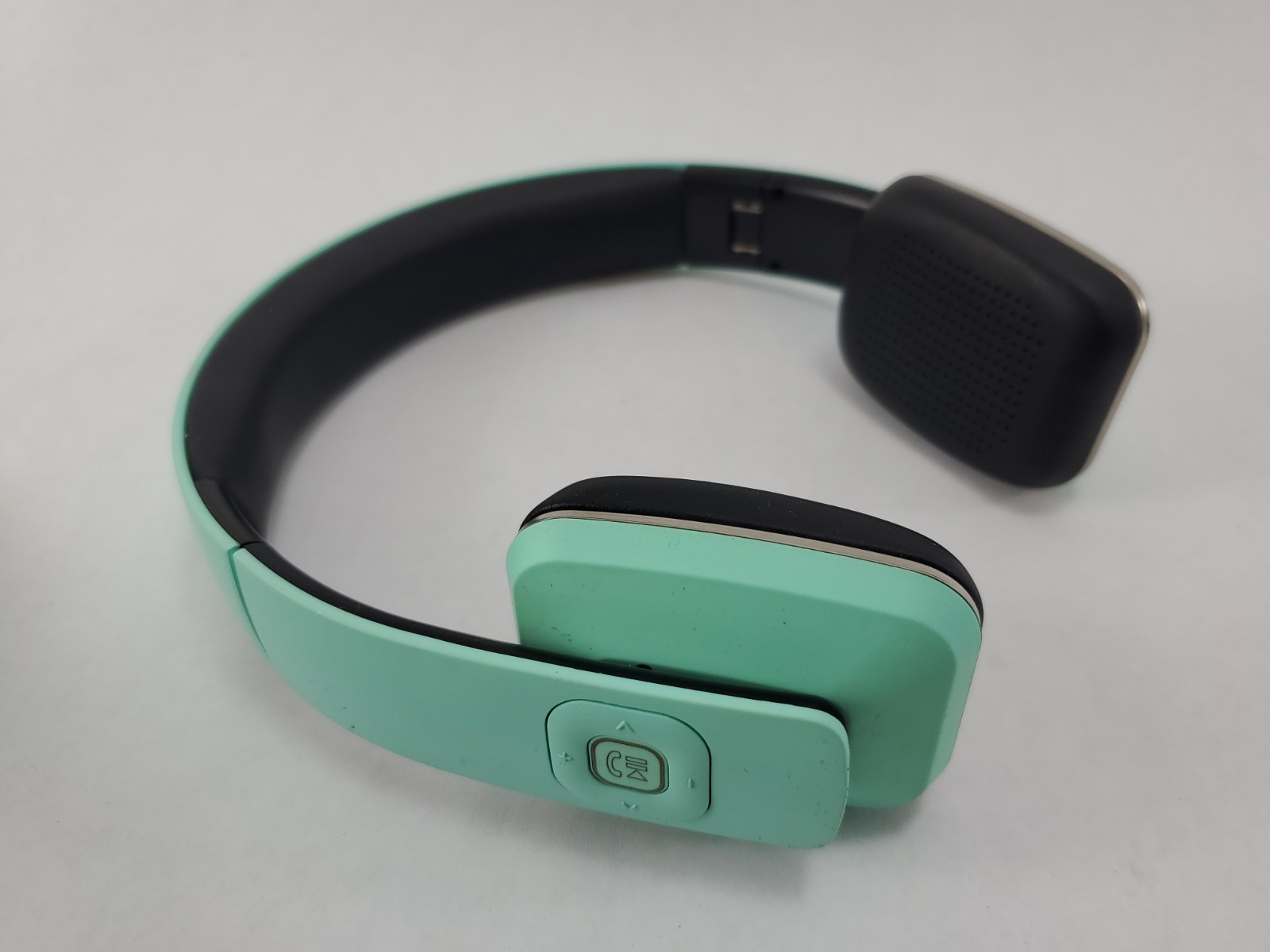RLX RLX-100 Wireless Bluetooth Stereo Headset Mint Teal Green Foldable Tested