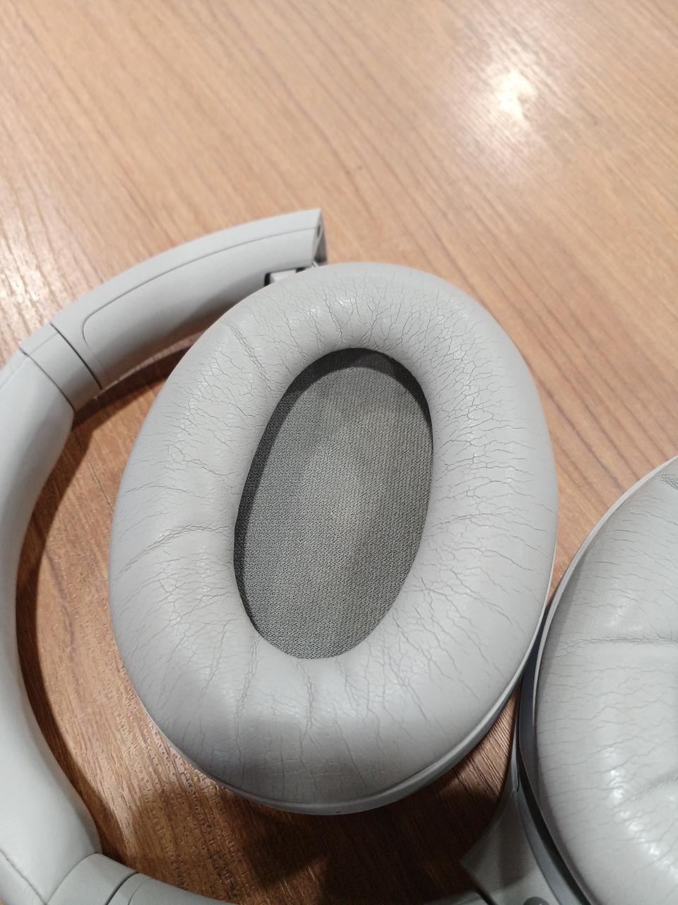 Sony WH-1000XM4 Wireless Over-Ear Headphones White Imported Tested From Japan