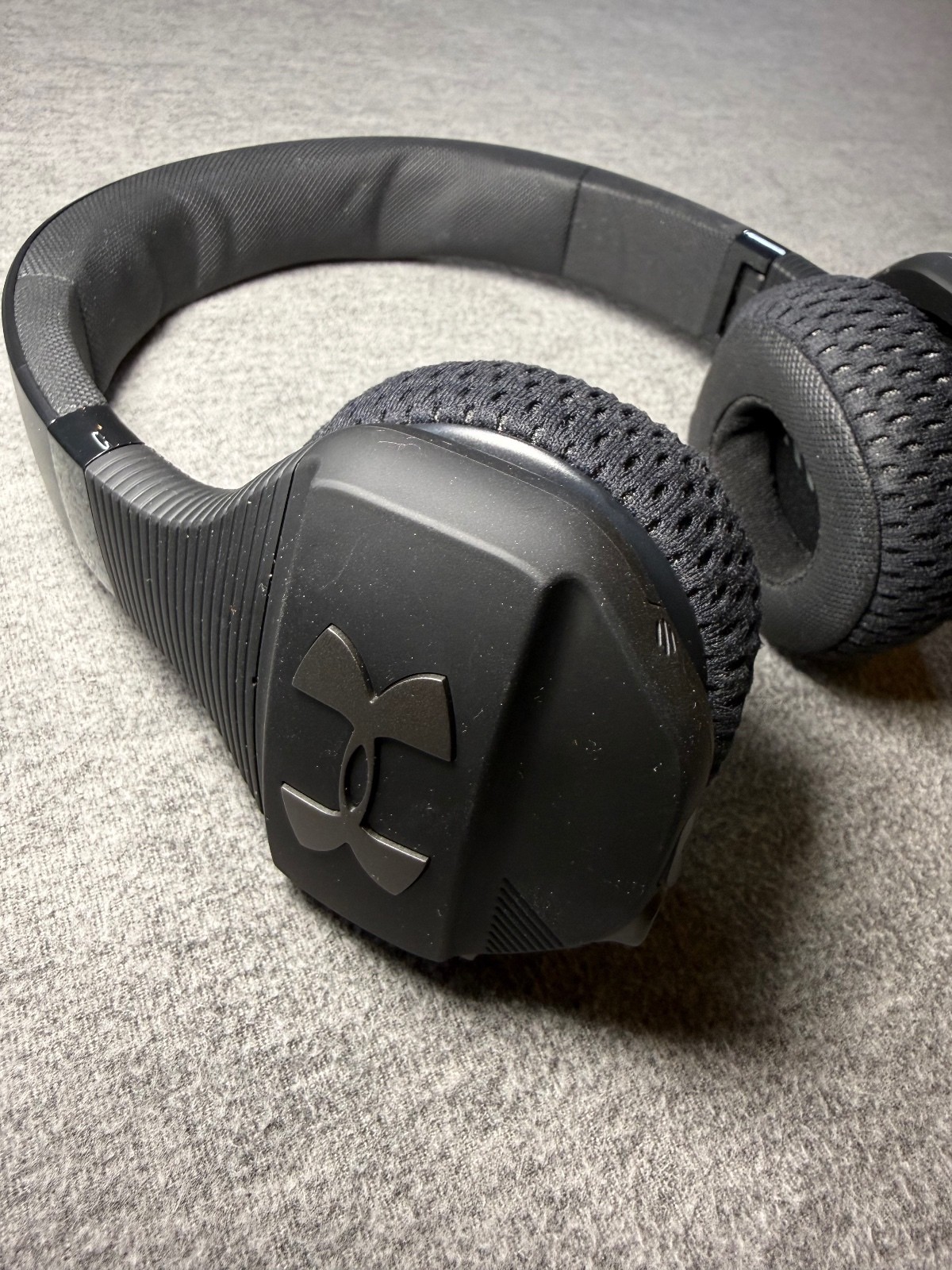 JBL Under Armour Sport Wireless Bluetooth On-Ear Headphones Black w/ Case Tested