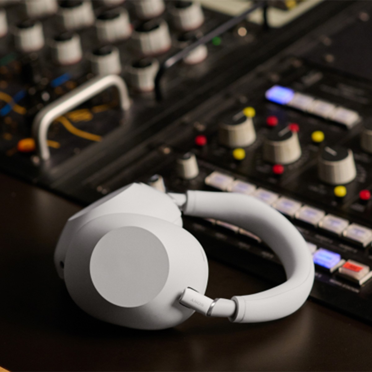 Sony WH-1000XM6 Wireless Noise Canceling Headphones (Silver)