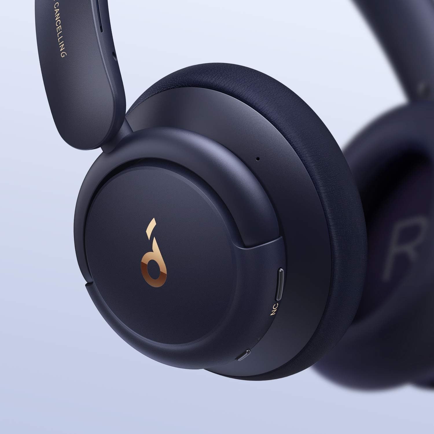 Ultra-Comfortable Life Q30 Headphones with 50H Playtime & Active Noise Control
