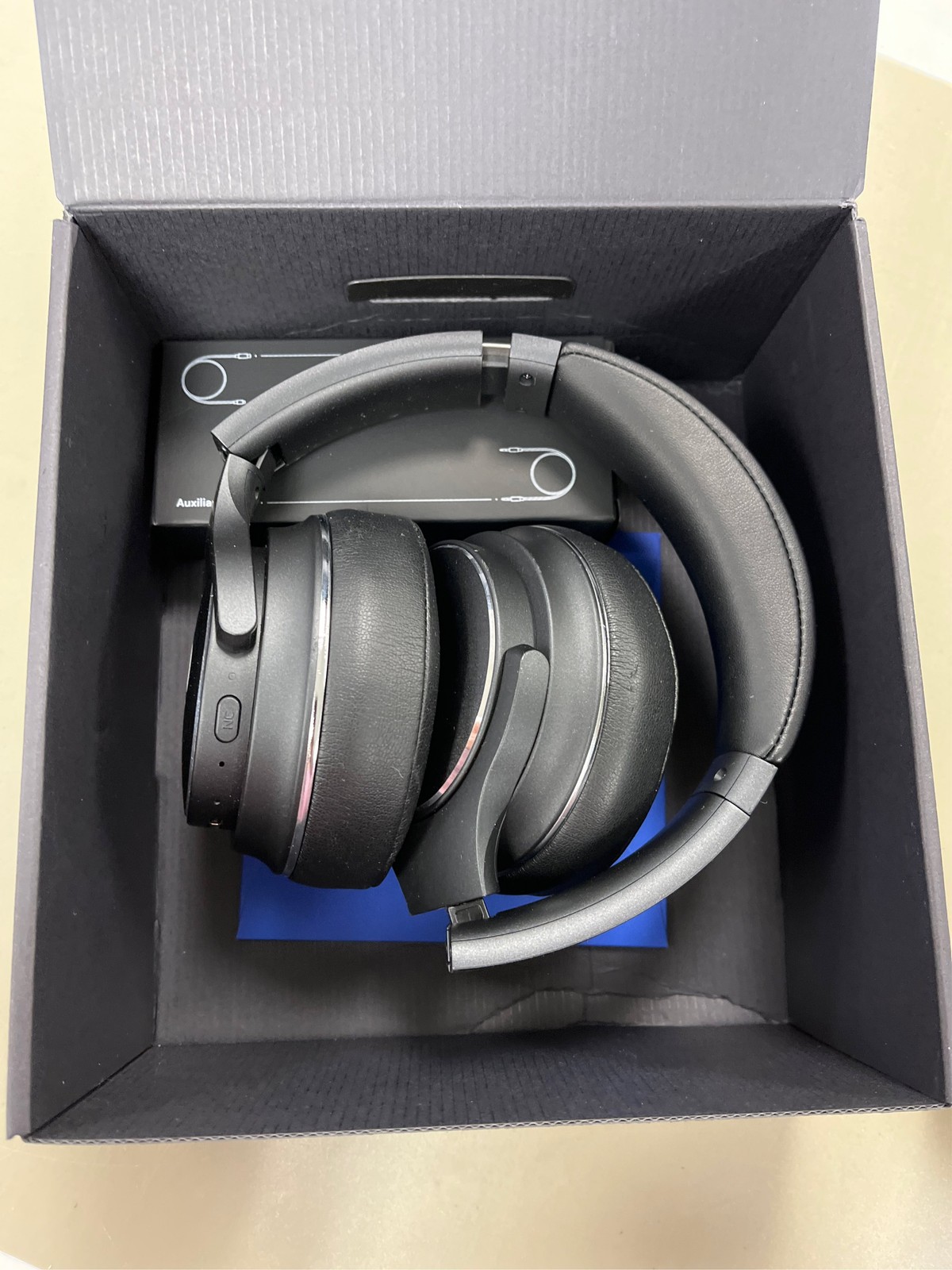 Raycon The Everyday Noise-Canceling Headphones