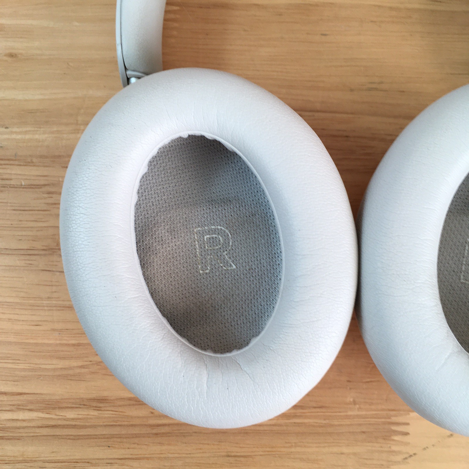 Bose QuietComfort Ultra Wireless Noise Cancelling Headphones – White Smoke
