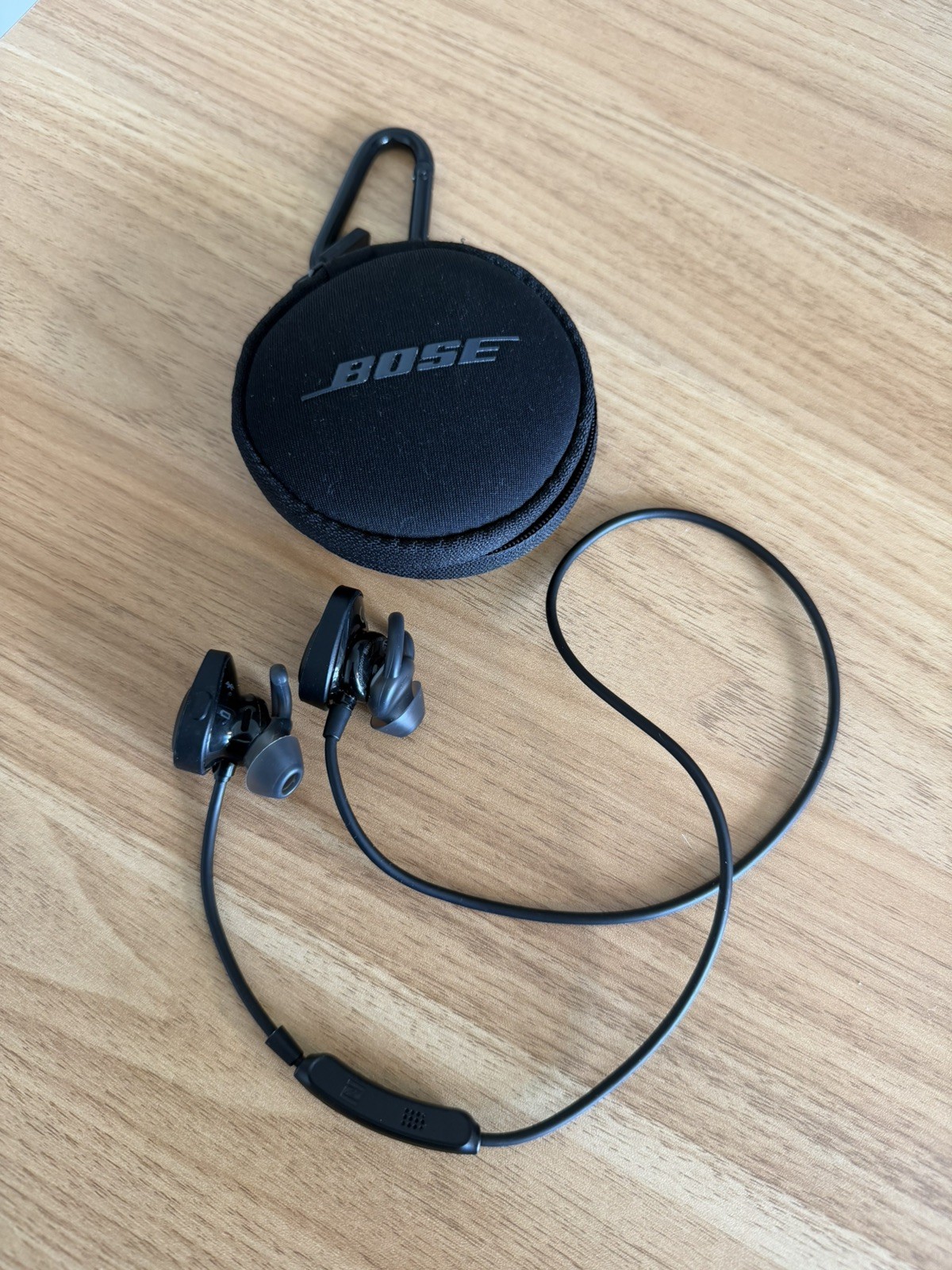 Bose Soundsport In-Ear Wireless Bluetooth Headphones Black – READ Description