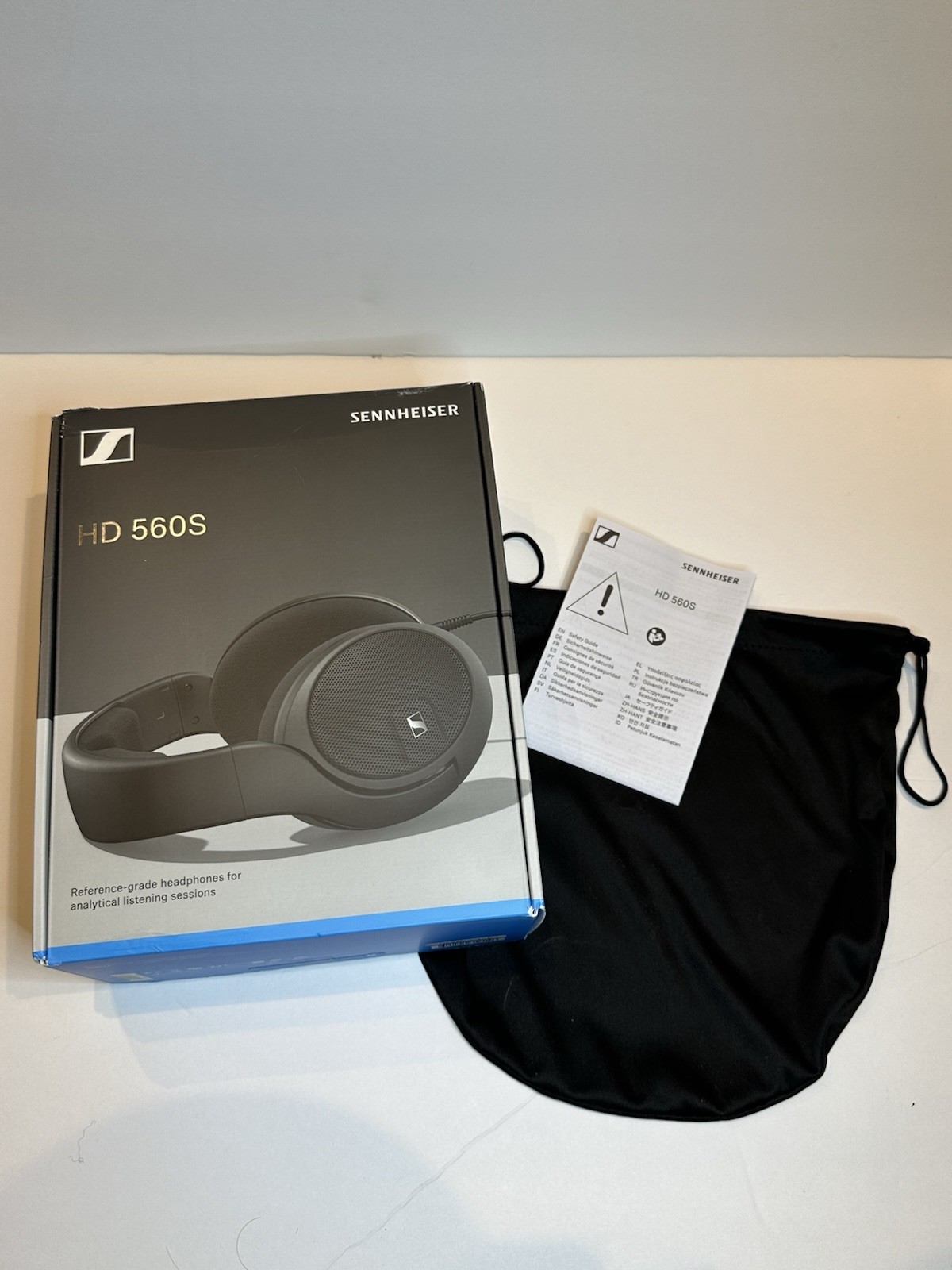 Sennheiser HD 560S Open-Back Audiophile Wired Headphones Perfect Condition OBO