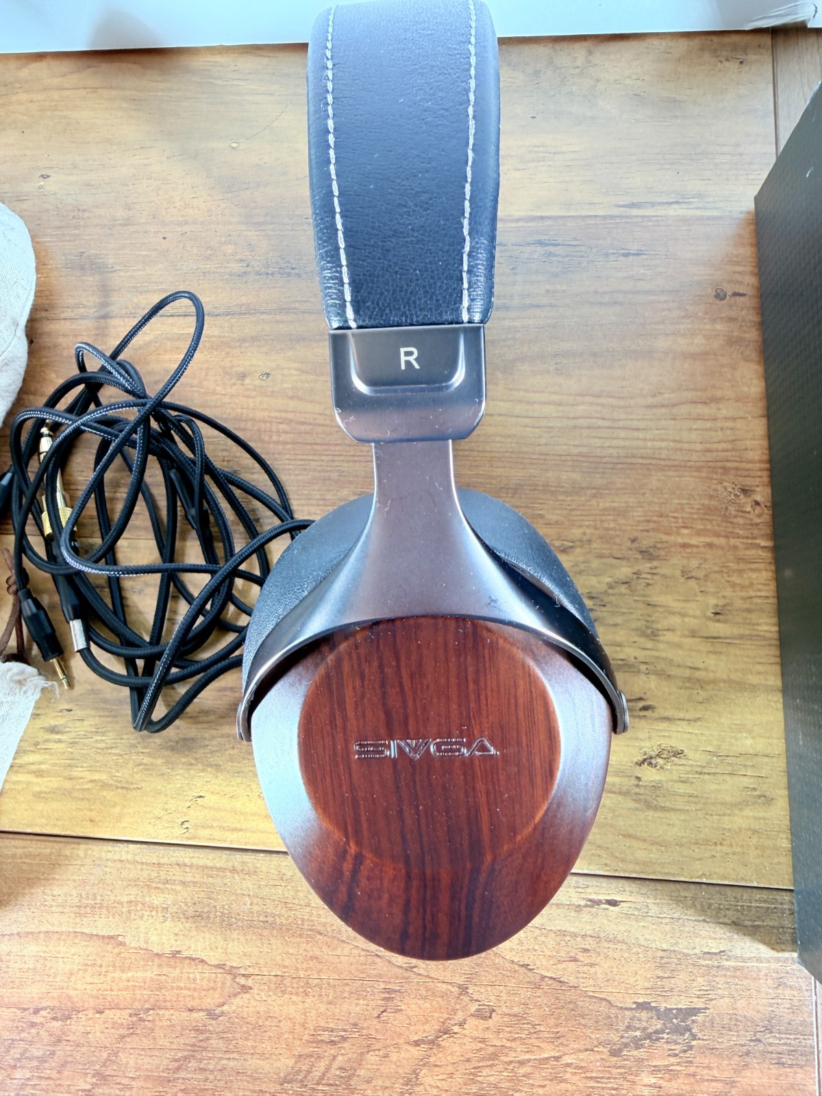 SIVGA SV021 Robin Wooden Closed Back Wired Over-Ear Headphones Black