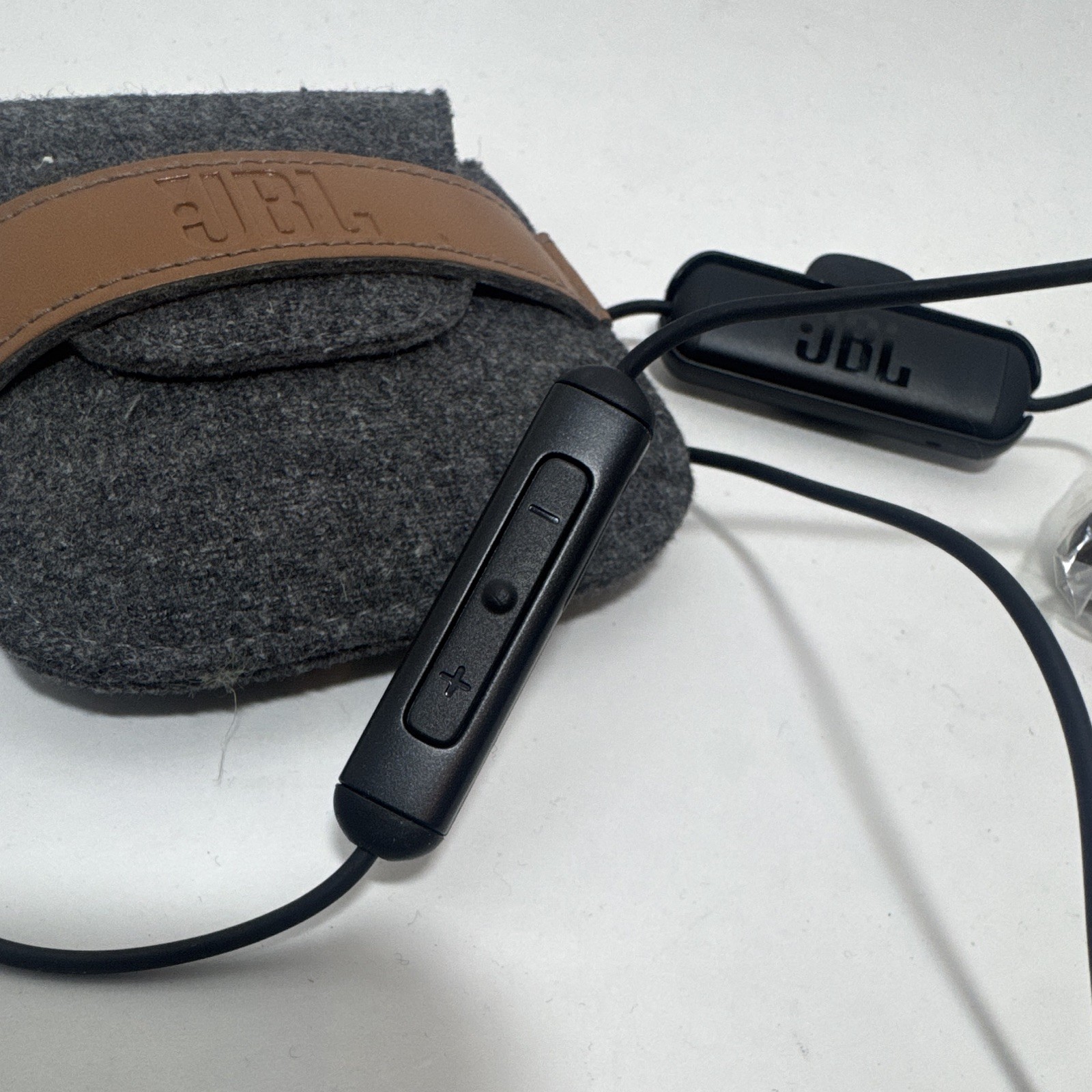 JBL Duet Mini Wireless in-Ear Headphones for Bluetooth Enabled Devices – Black