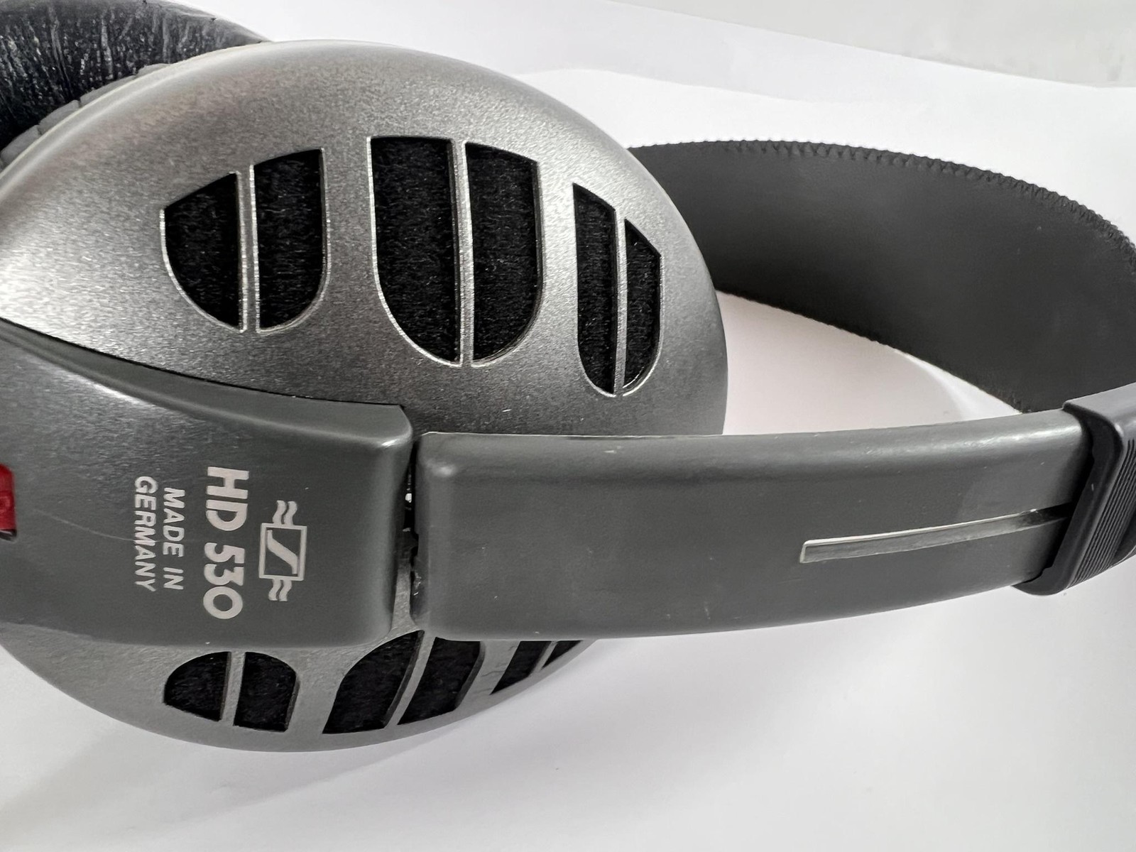 Vintage Sennheiser HD 530 Over-Ear Headphones Gray Open Back 1/4in Plug Germany