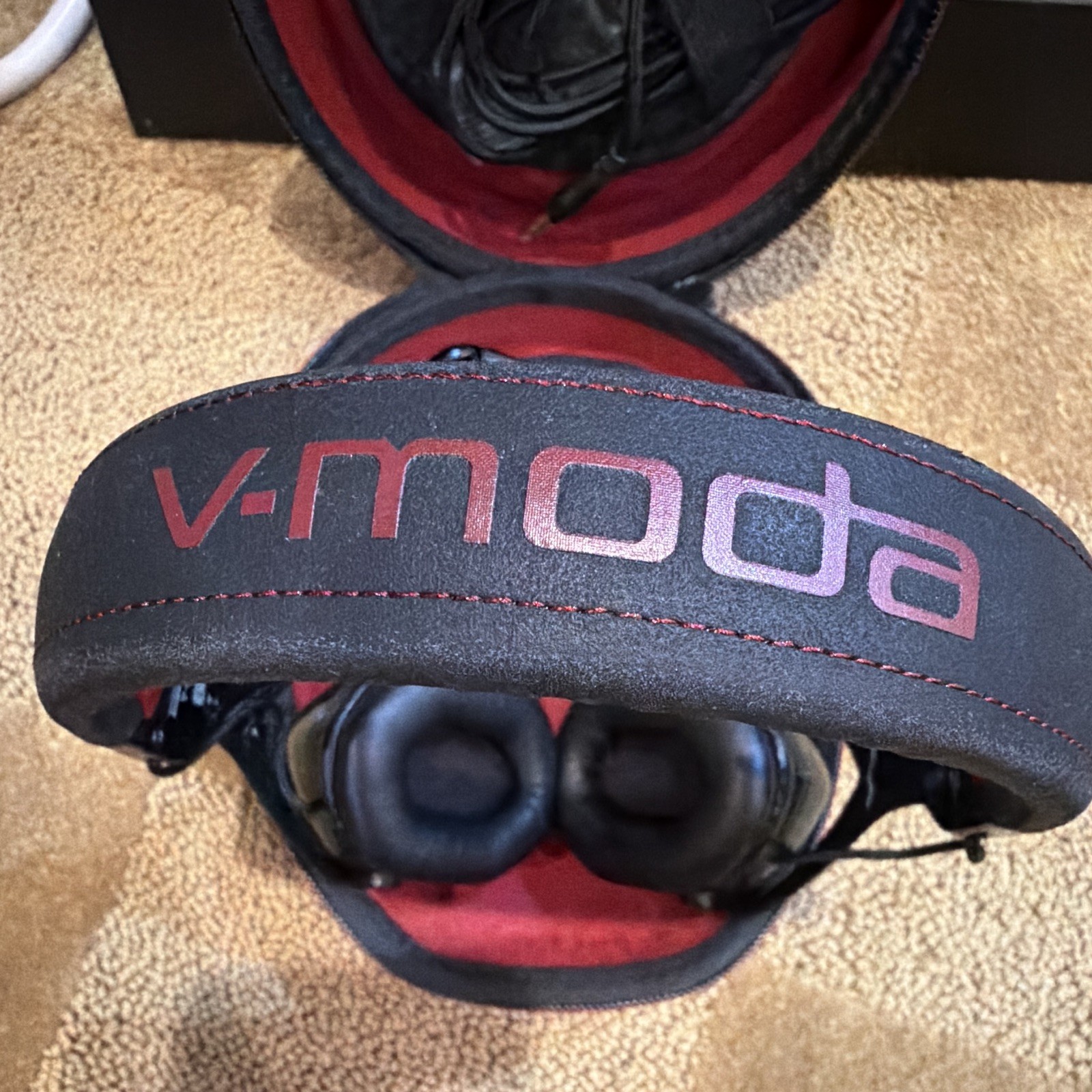 V-MODA Crossfade M-80 On-Ear Wired 3.5mm Black/Red w/ Case & Cables