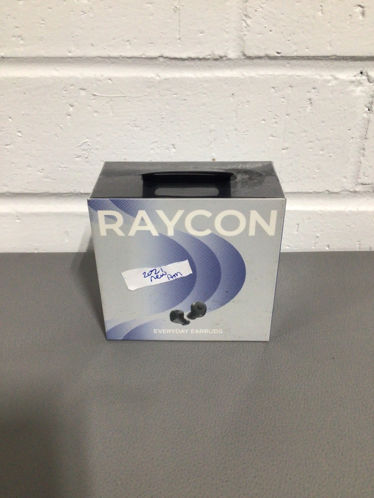 (Sealed)Raycon Everyday Earbuds Wireless In-Ear Headphones – Black