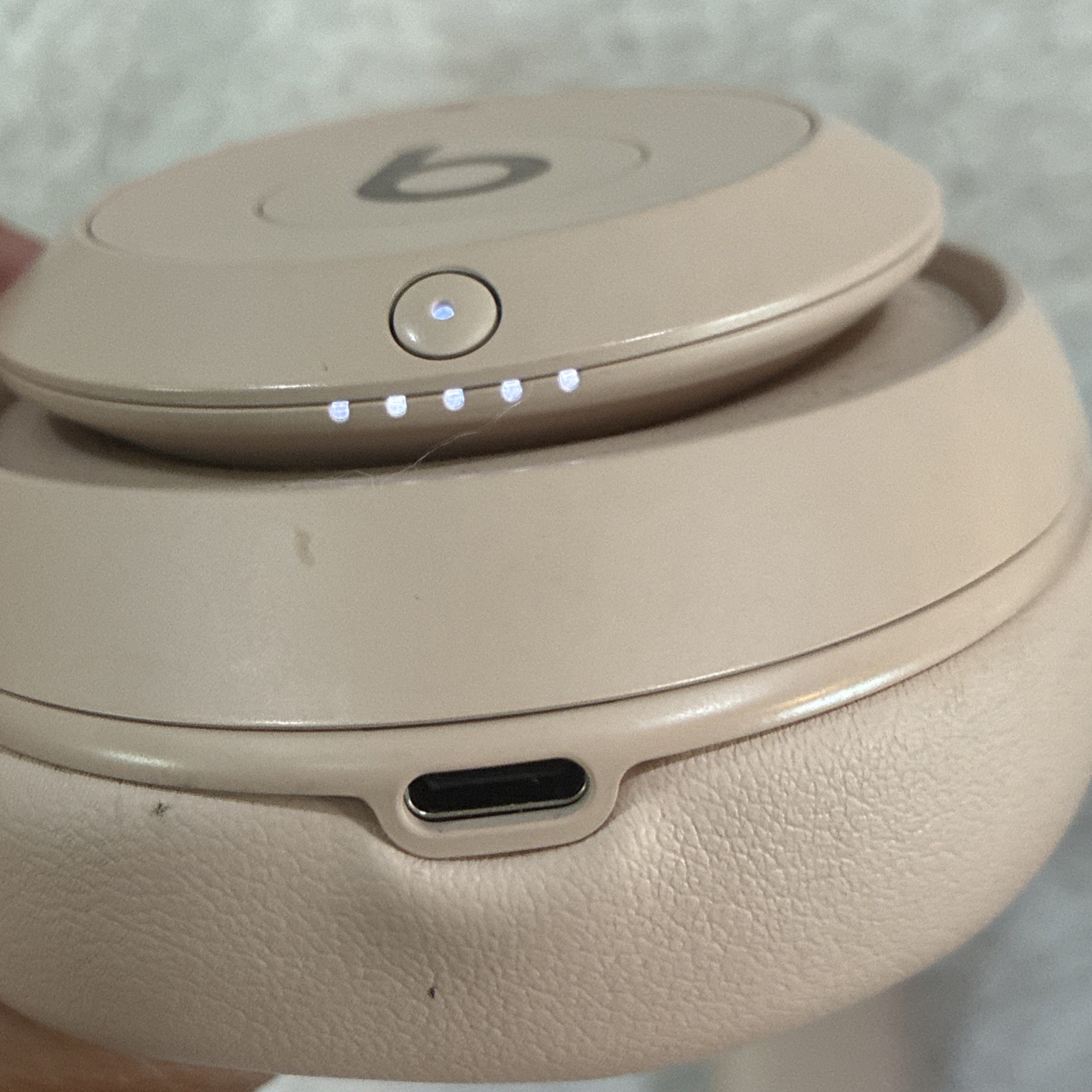 Beats Studio Pro x Kim Kardashian Bluetooth Noise Cancelling Headphones – Moon