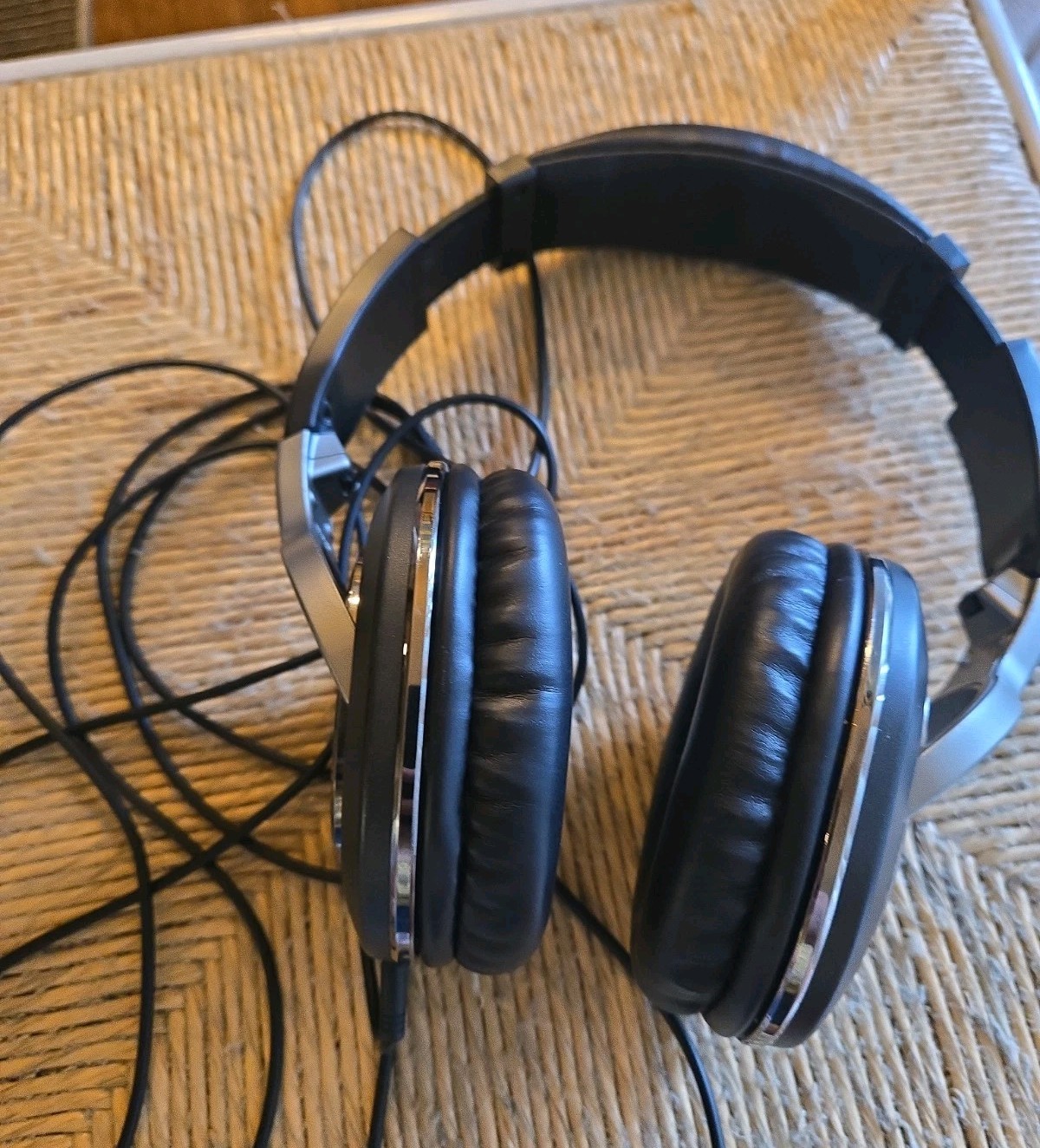 Panasonic RP-HTF600 over The Ears Headphones