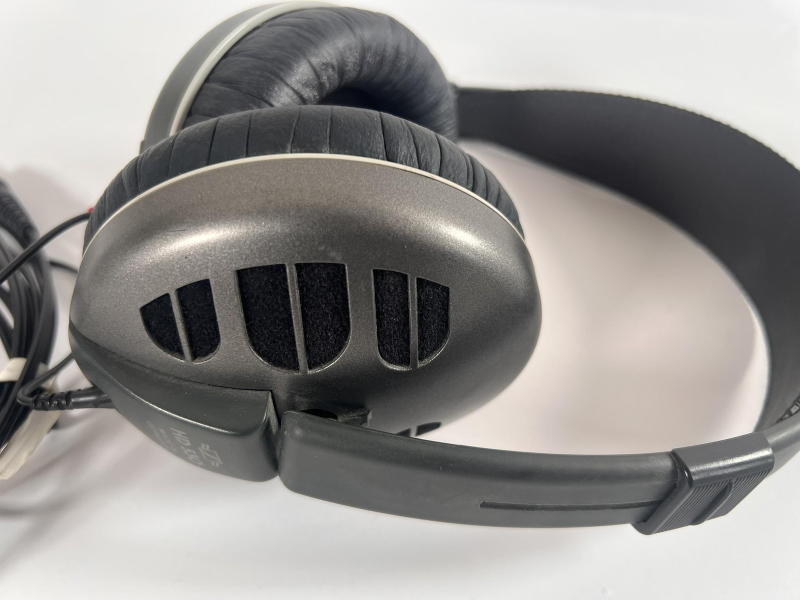 Vintage Sennheiser HD 530 Over-Ear Headphones Gray Open Back 1/4in Plug Germany