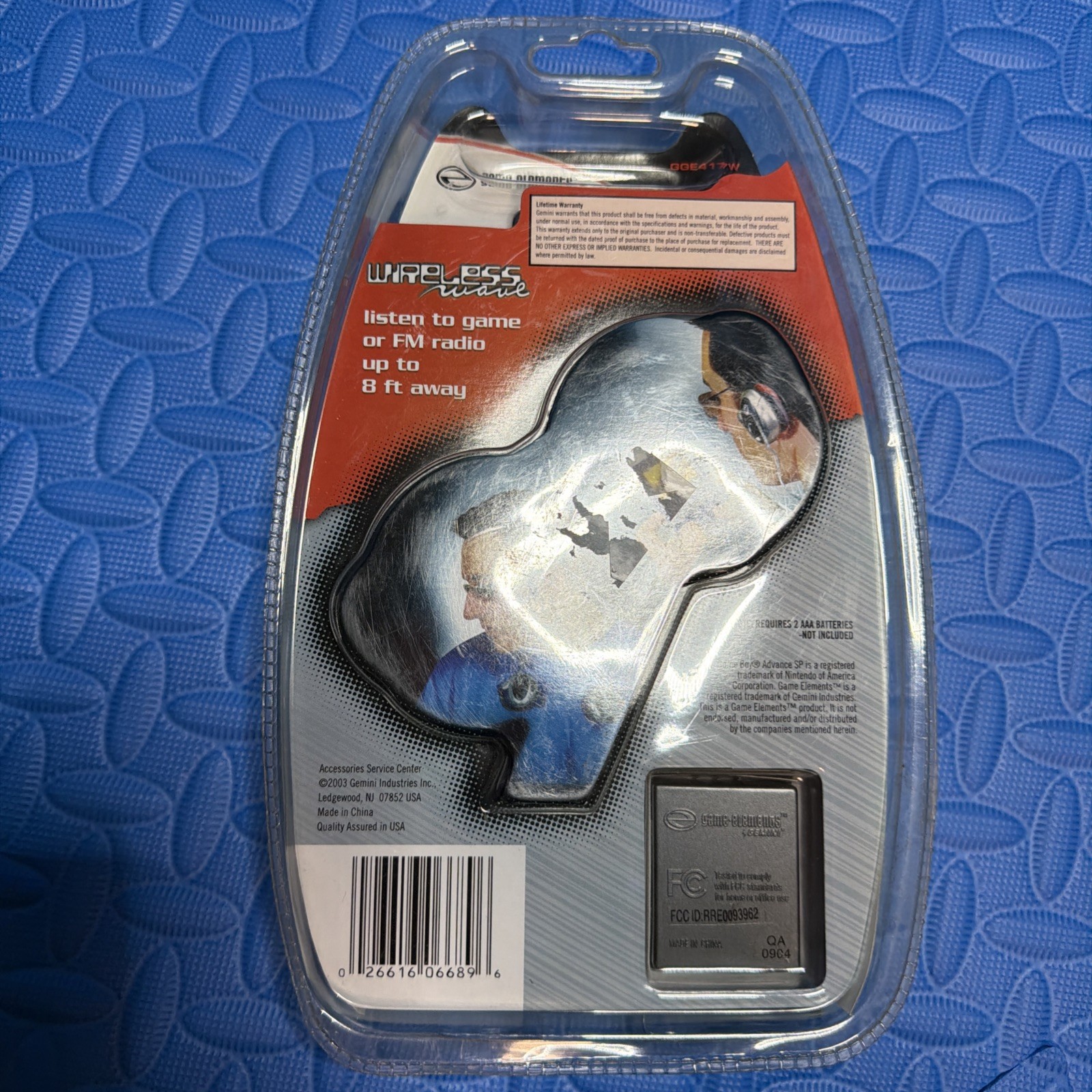 Vintage Game Elements Wireless Headphones Gemini For Game Boy Advance. NEW
