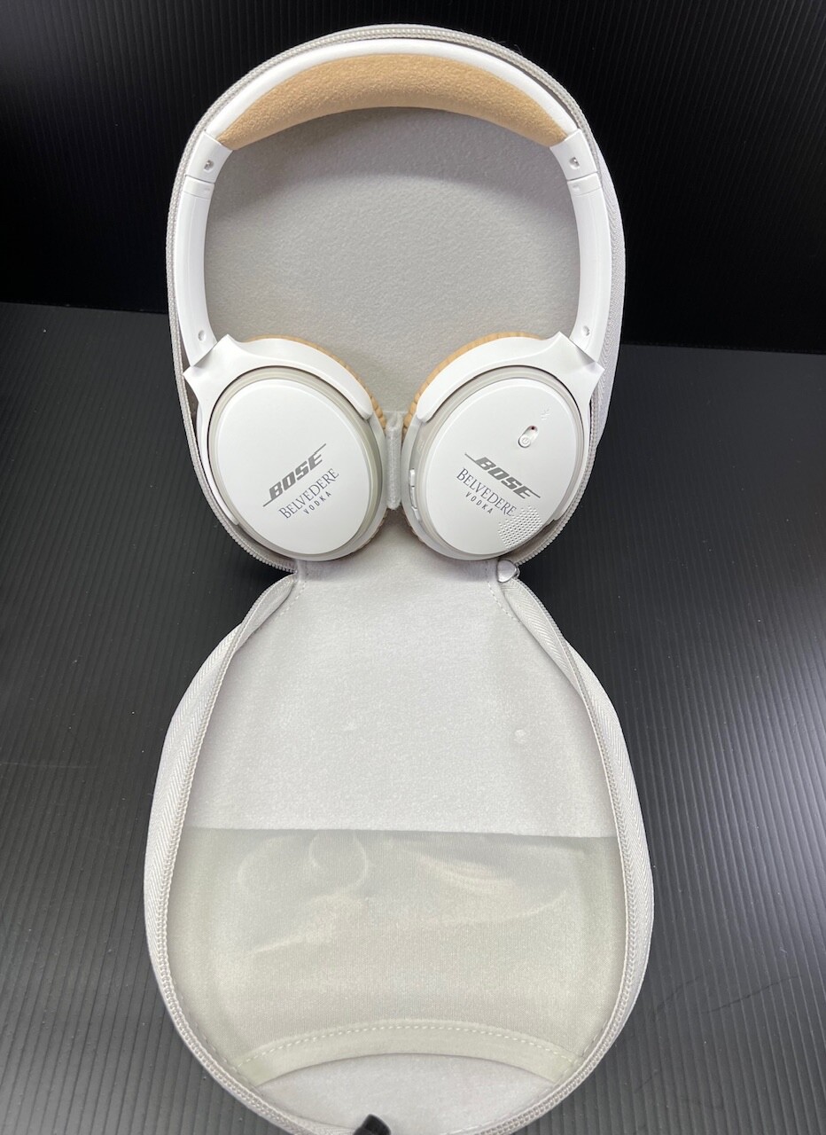 Bose Soundlink II Wireless Bluetooth Headphones Belvedere Vodka logo-New w/case