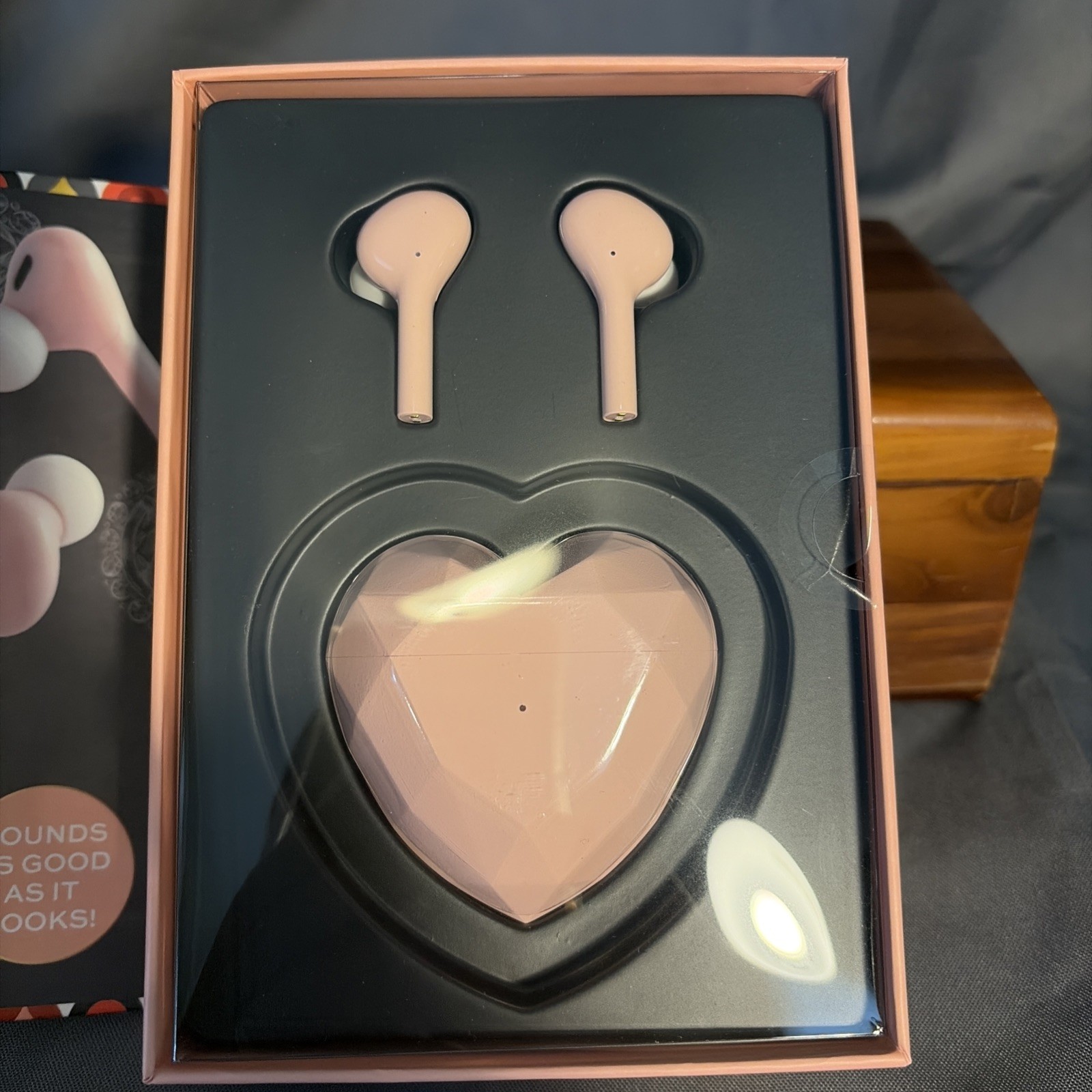 FAO Schwarz Music Love Wireless Earbuds W/Case