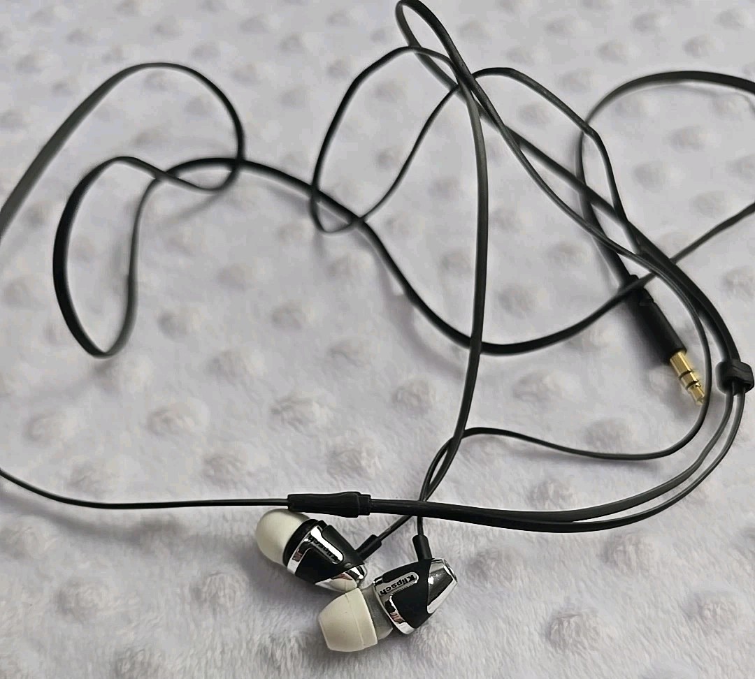 Klipsch Wired Headphones Earbuds White Gray Ear Buds Silicone Phone Head Phones